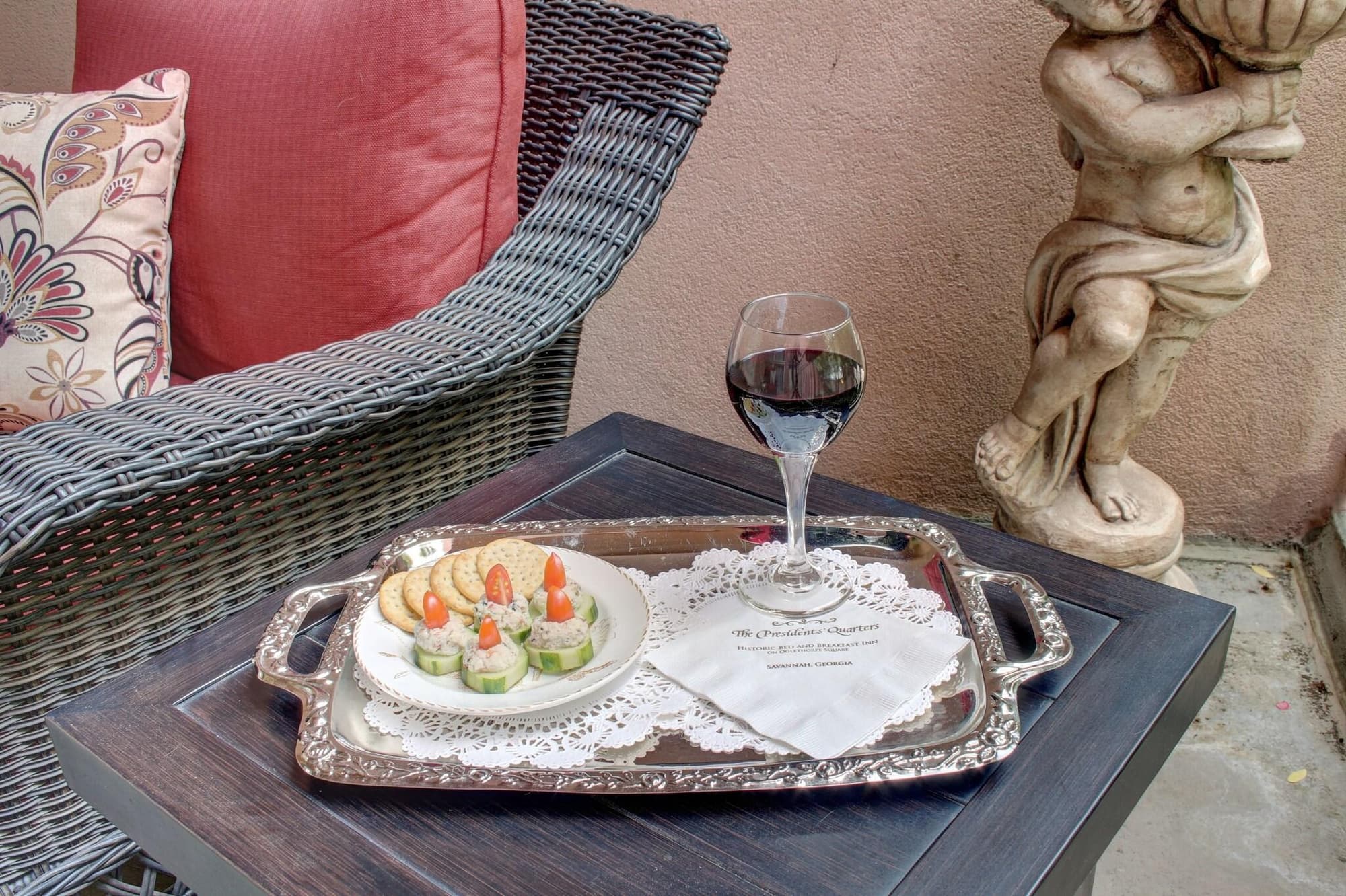 The Presidents Quarters Inn, General view