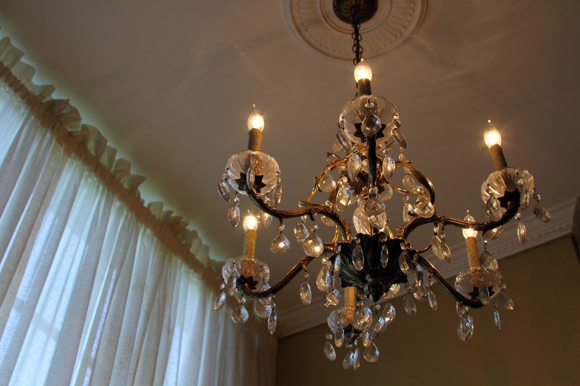 The Presidents Quarters Inn, Lobby