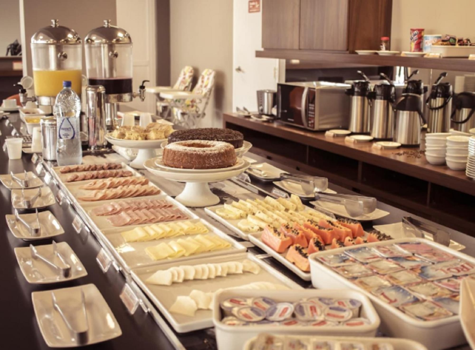 Hotel 10 Palmas, Restaurant