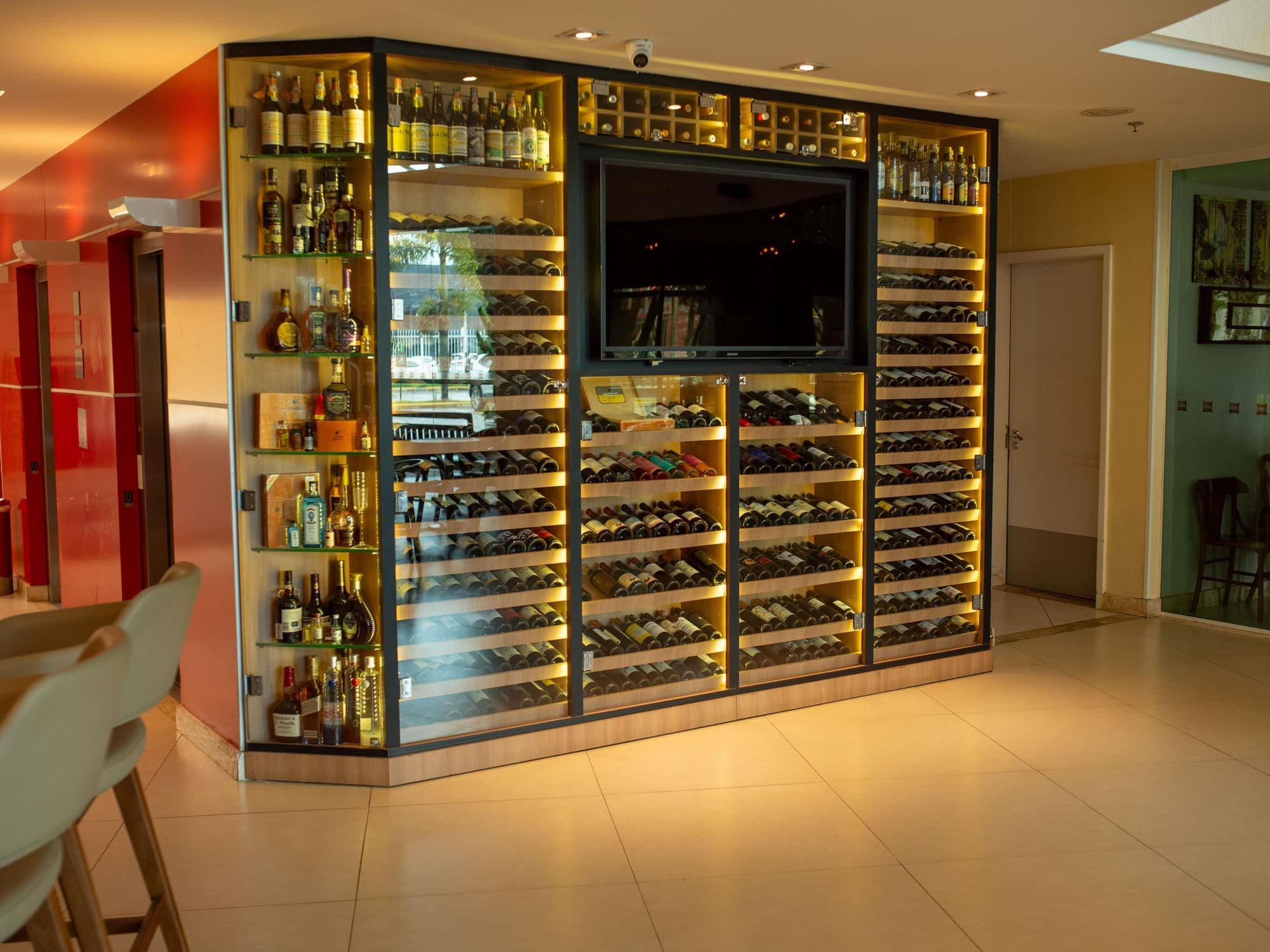 Ibis Vitoria Da Conquista, Bar