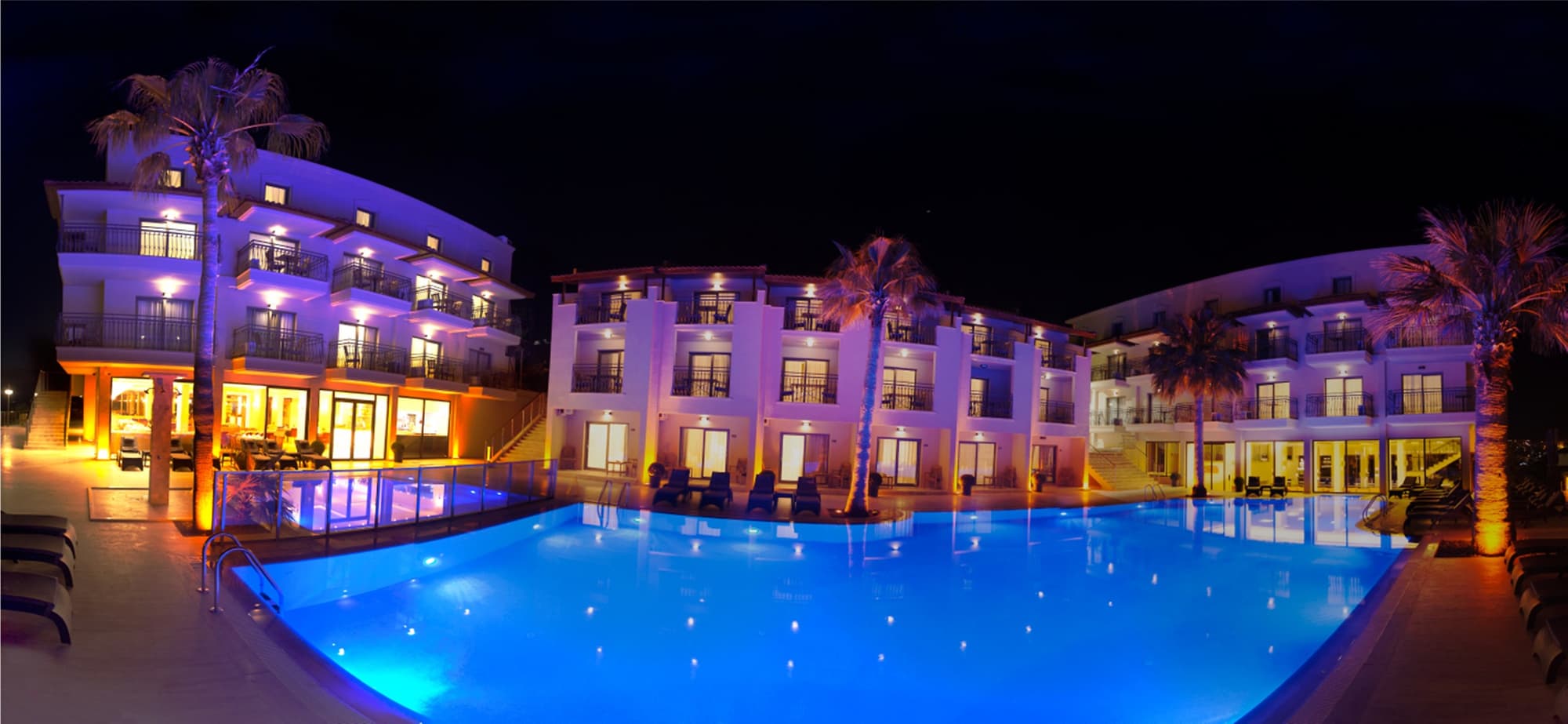 Neopol Hotel Deluxe, General view