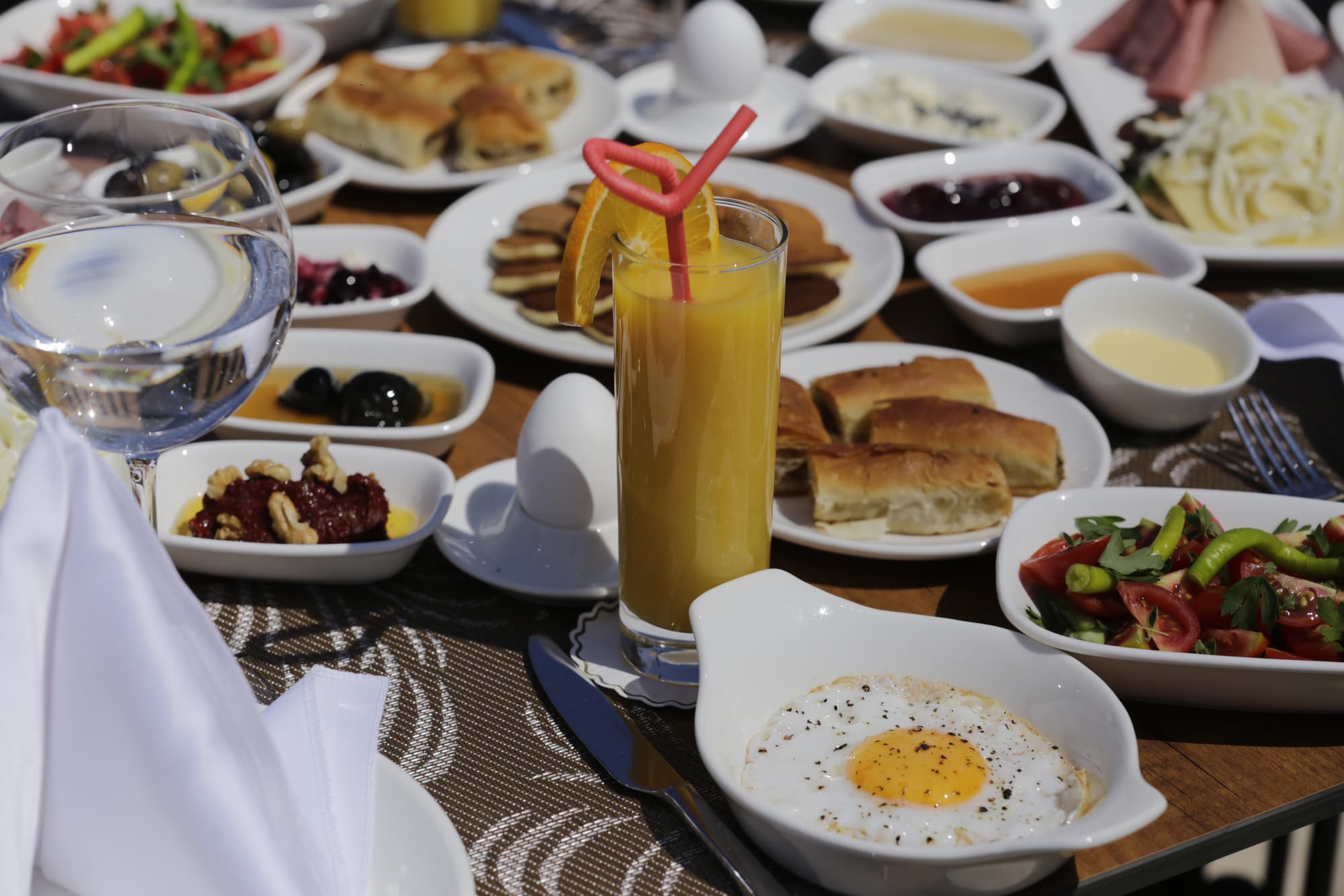 Neopol Hotel Deluxe, Restaurant