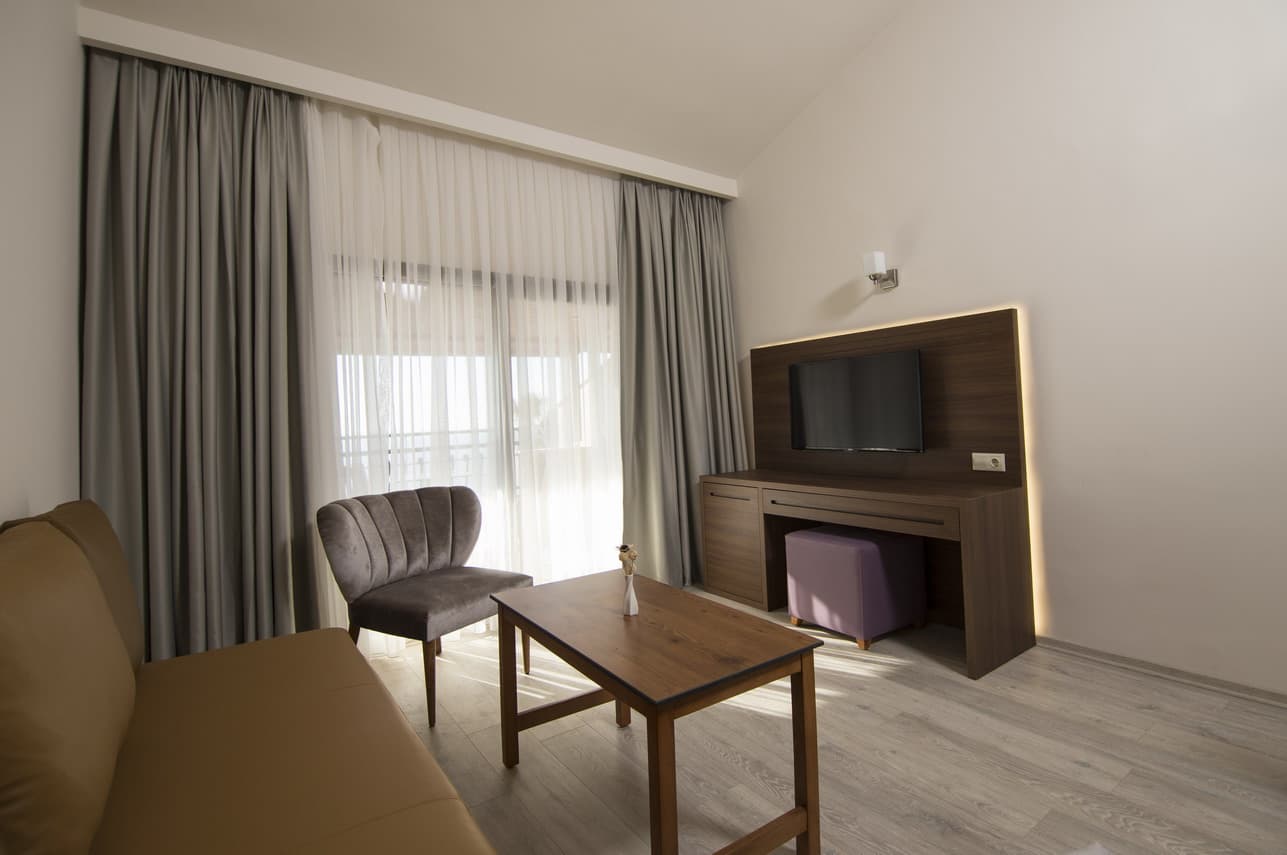 Neopol Hotel Deluxe, Room