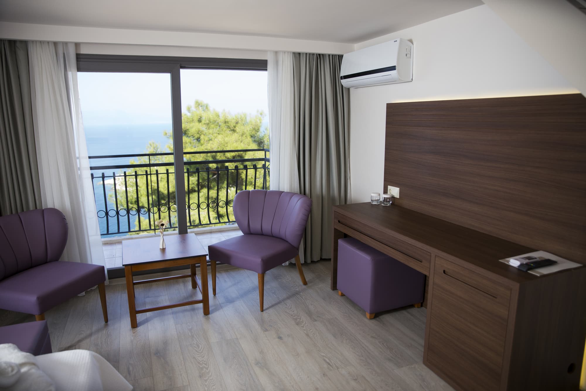 Neopol Hotel Deluxe, Room