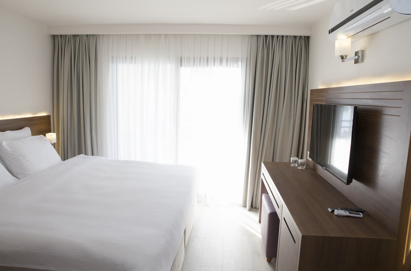 Neopol Hotel Deluxe, Room