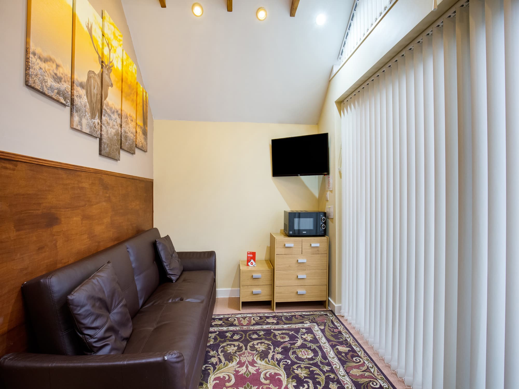 OYO Eastbank Hotel, Speyside Scotland, Room