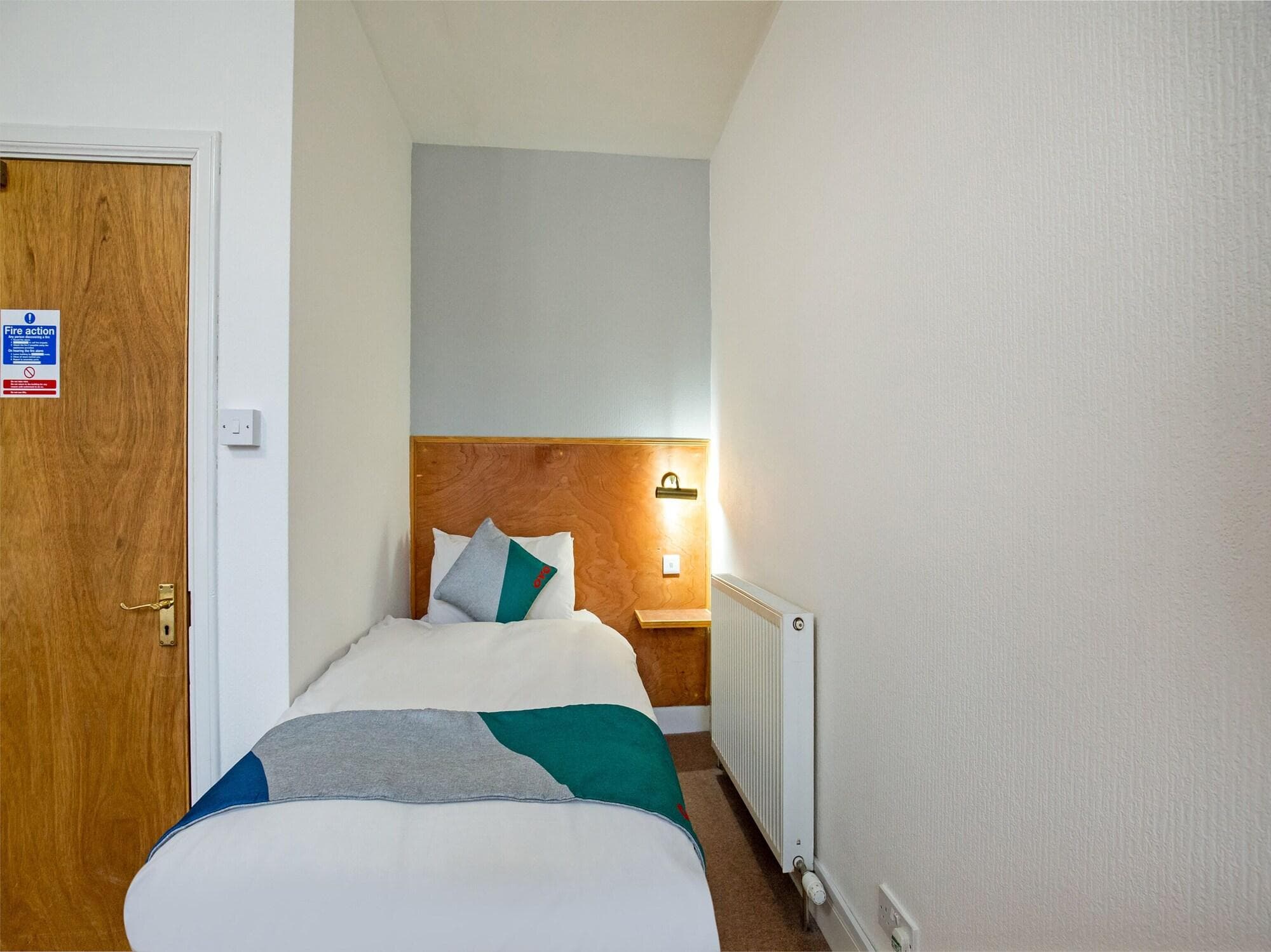 OYO Eastbank Hotel, Speyside Scotland, Room