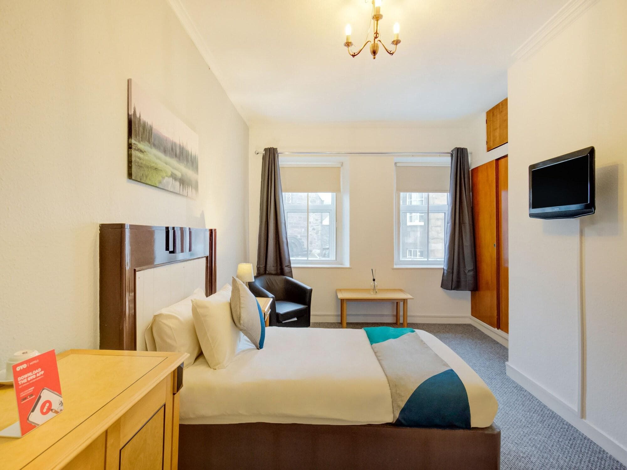 OYO Eastbank Hotel, Speyside Scotland, Room