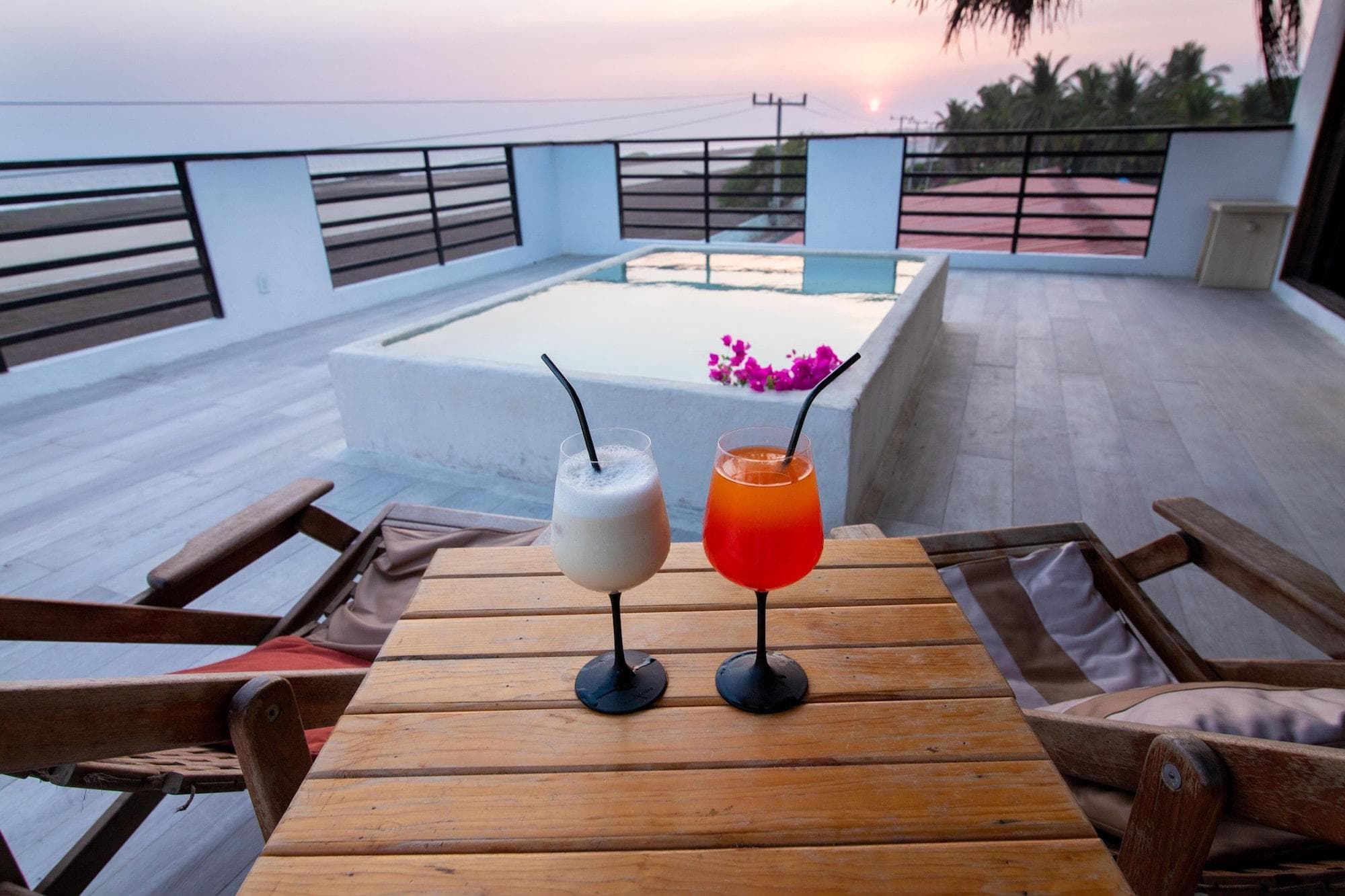 Capital O Verdemar, Room