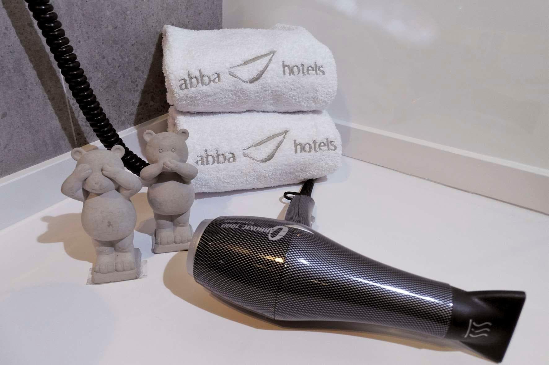 Abba San Sebastian, Room