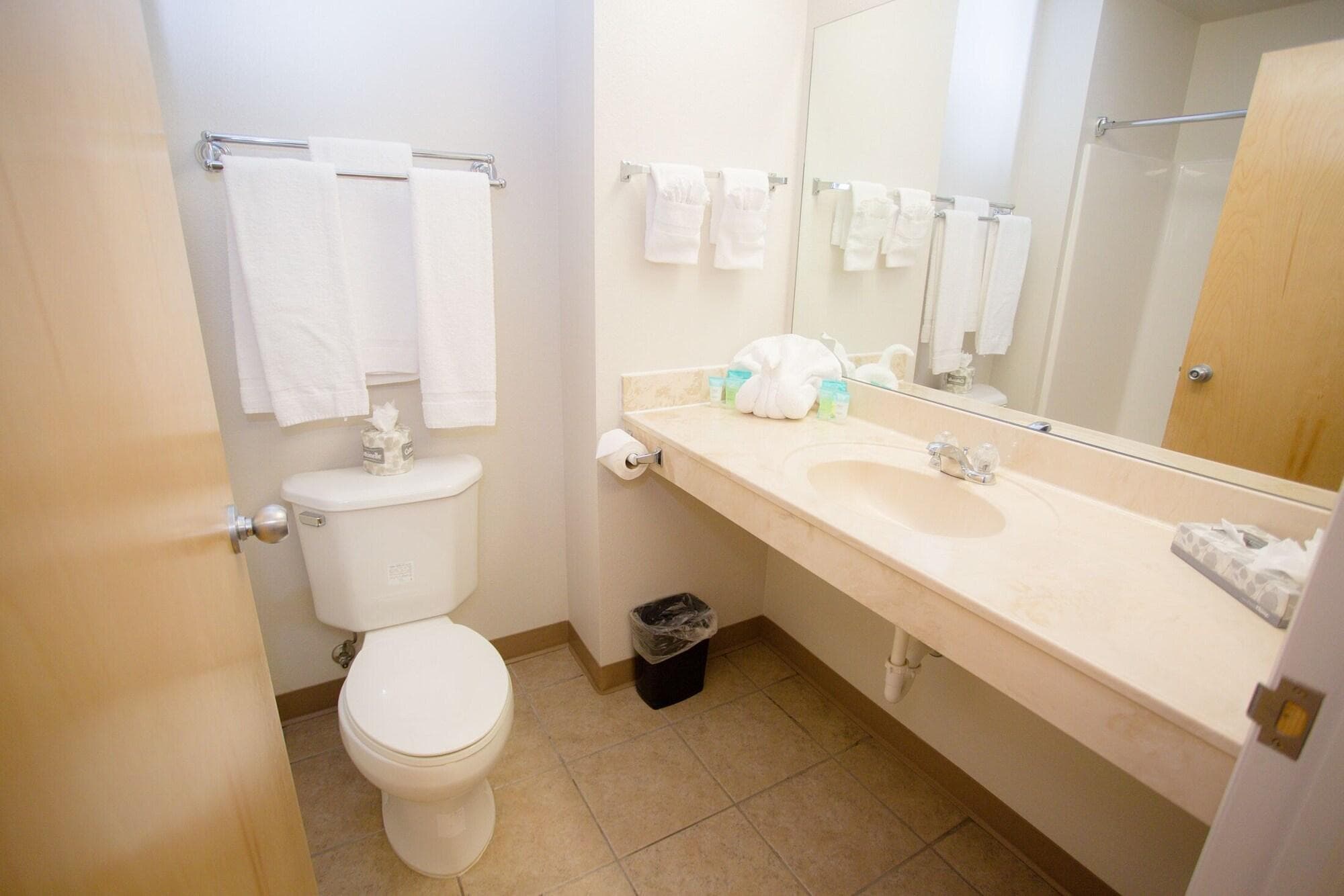 High Country Suites, Room