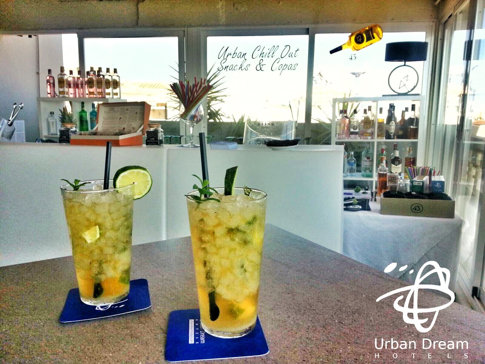 Urban Beach Torrox Costa, Bar