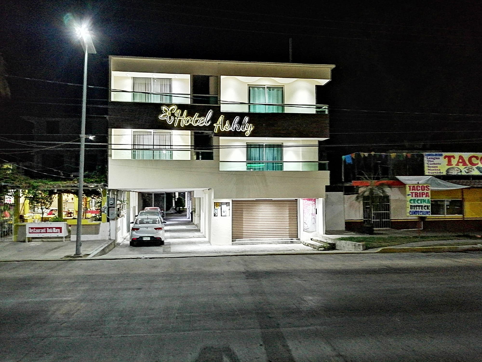 Hotel Ashly, General view