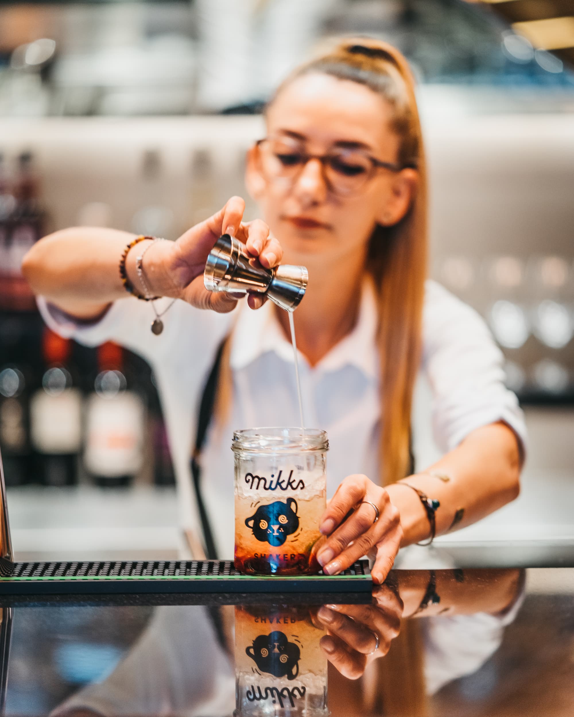 Peaks Place Apartment-Hotel & Spa, Bar