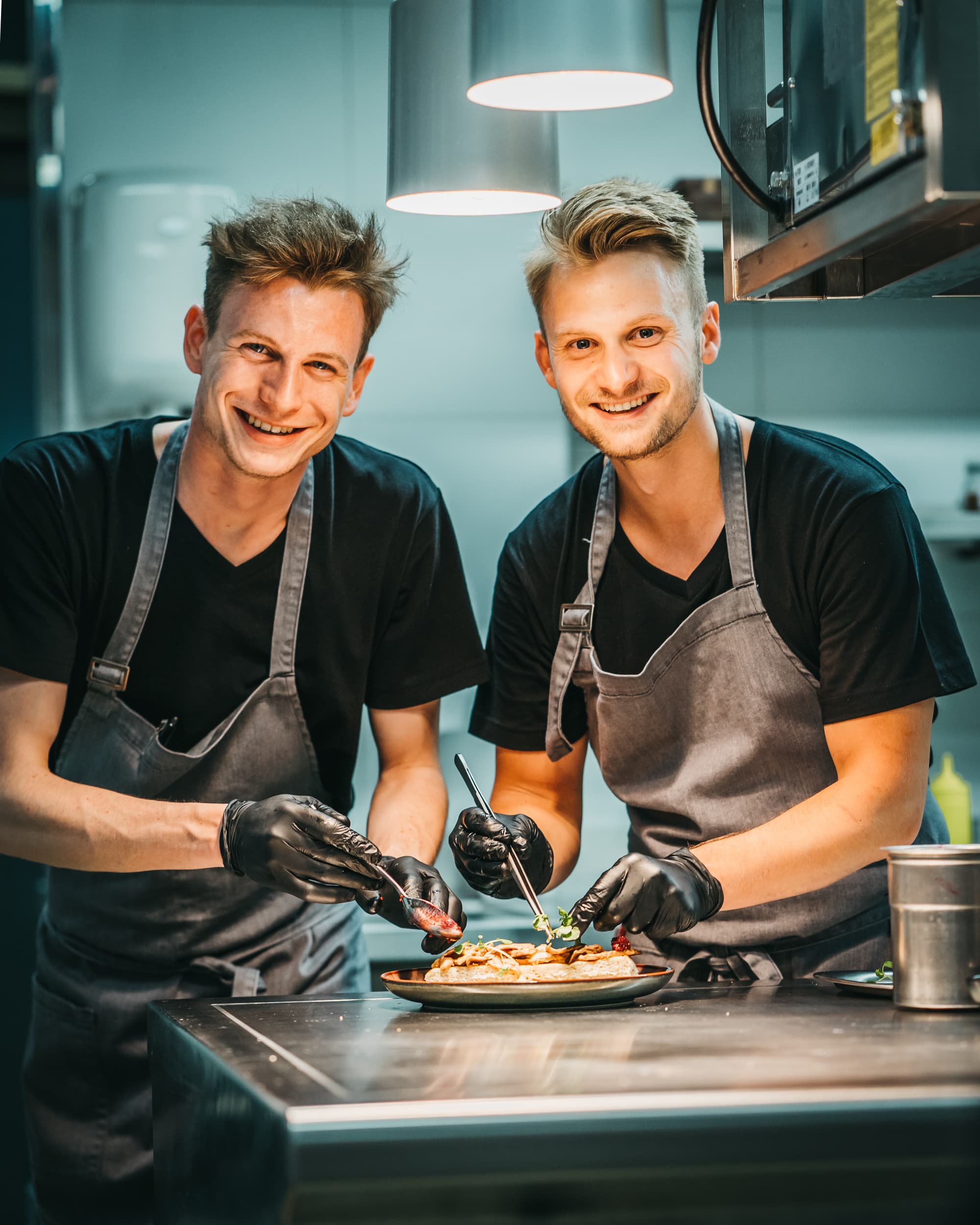 Peaks Place Apartment-Hotel & Spa, Restaurant