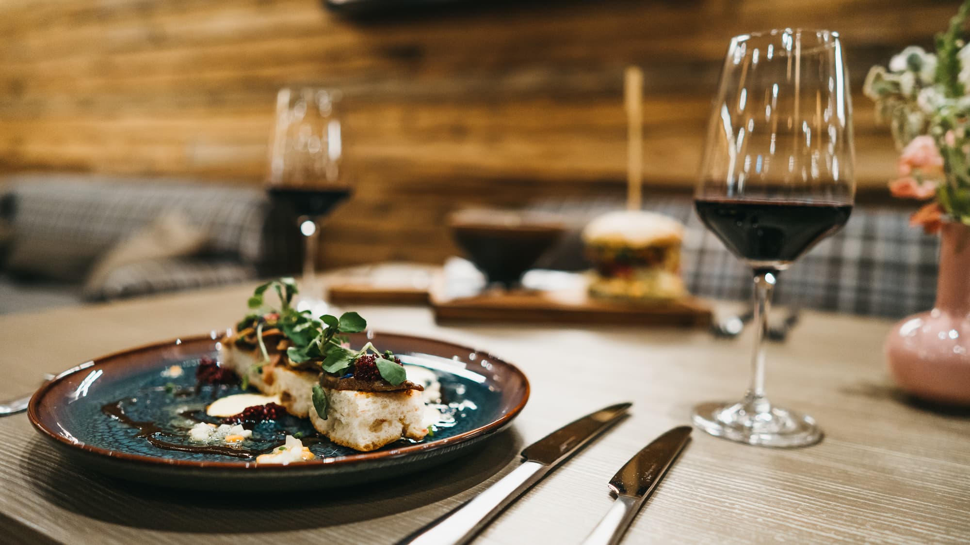 Peaks Place Apartment-Hotel & Spa, Restaurant