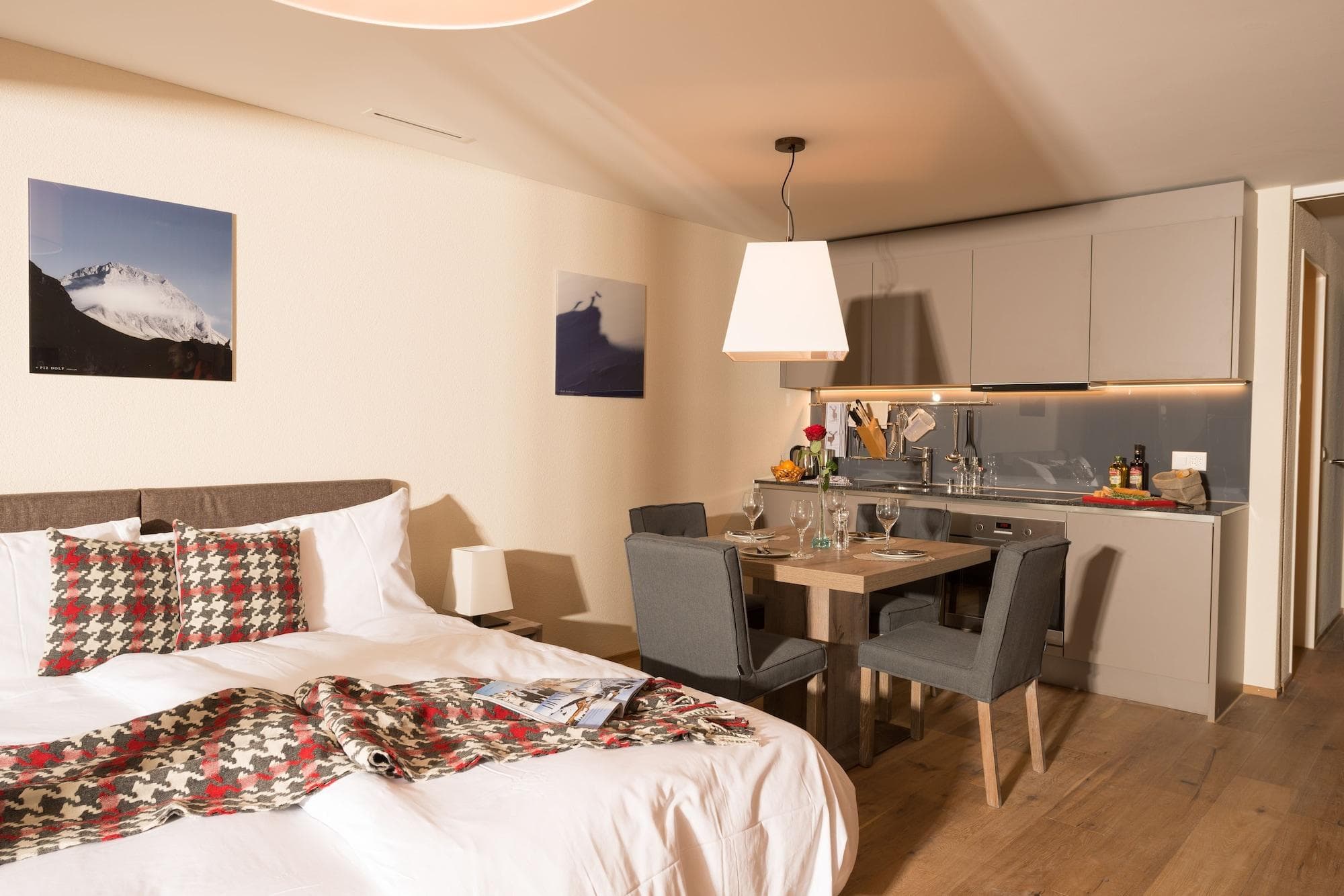 Peaks Place Apartment-Hotel & Spa, Room