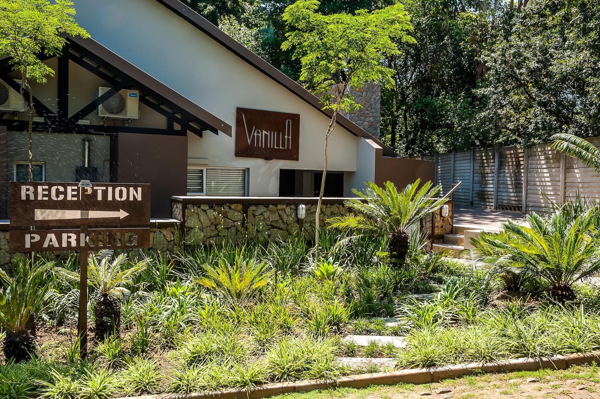 Vanilla Guesthouse, General view