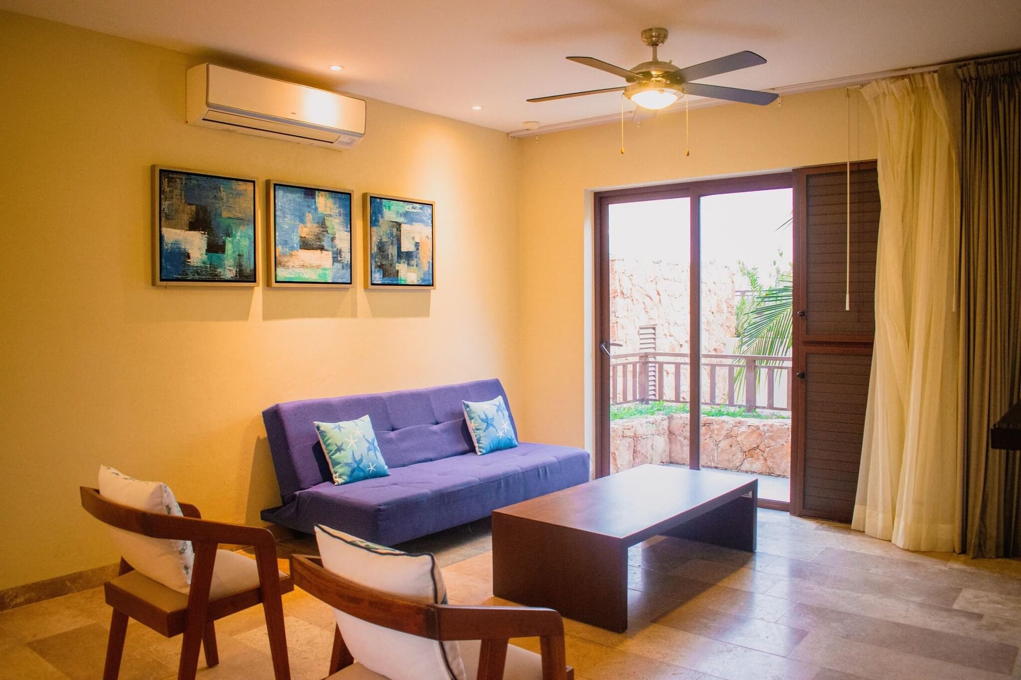 Grand Marina Hotel, Room