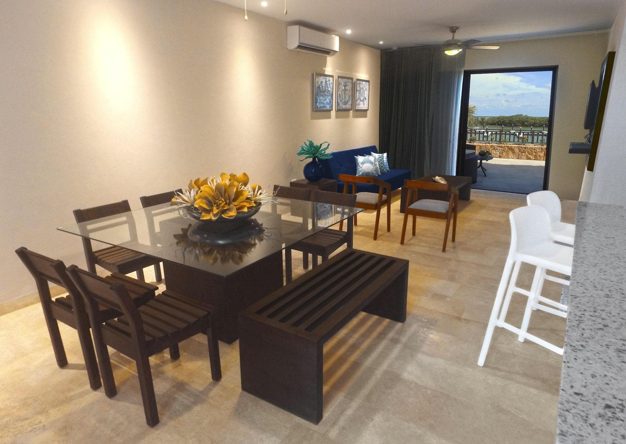 Grand Marina Hotel, Room