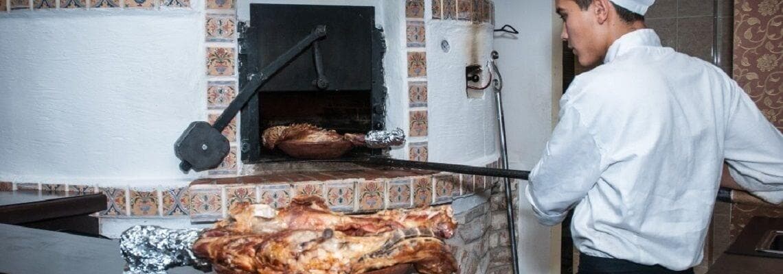 Tatarskaya Usadba, Restaurant