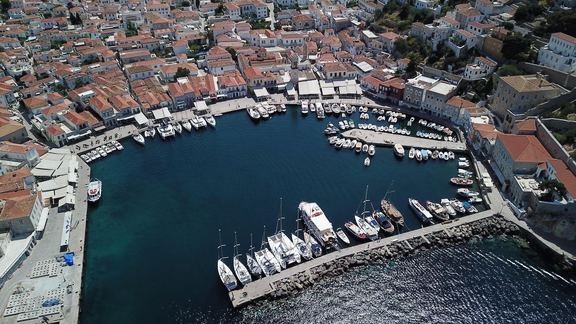 Douskos Guesthouse, General view