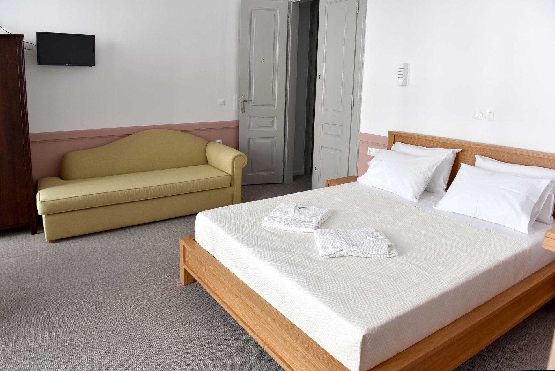 Douskos Guesthouse, Room