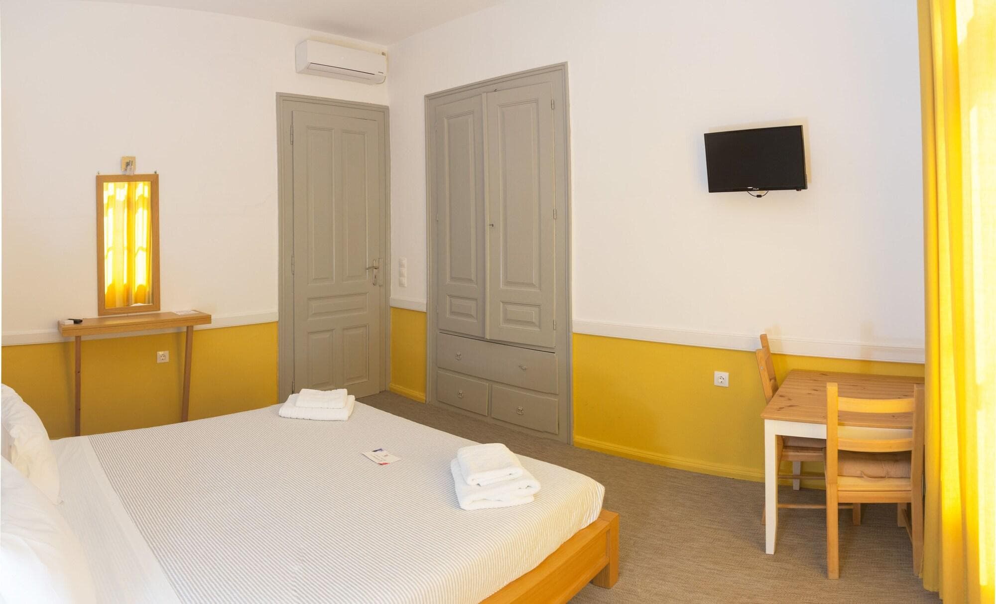 Douskos Guesthouse, Room