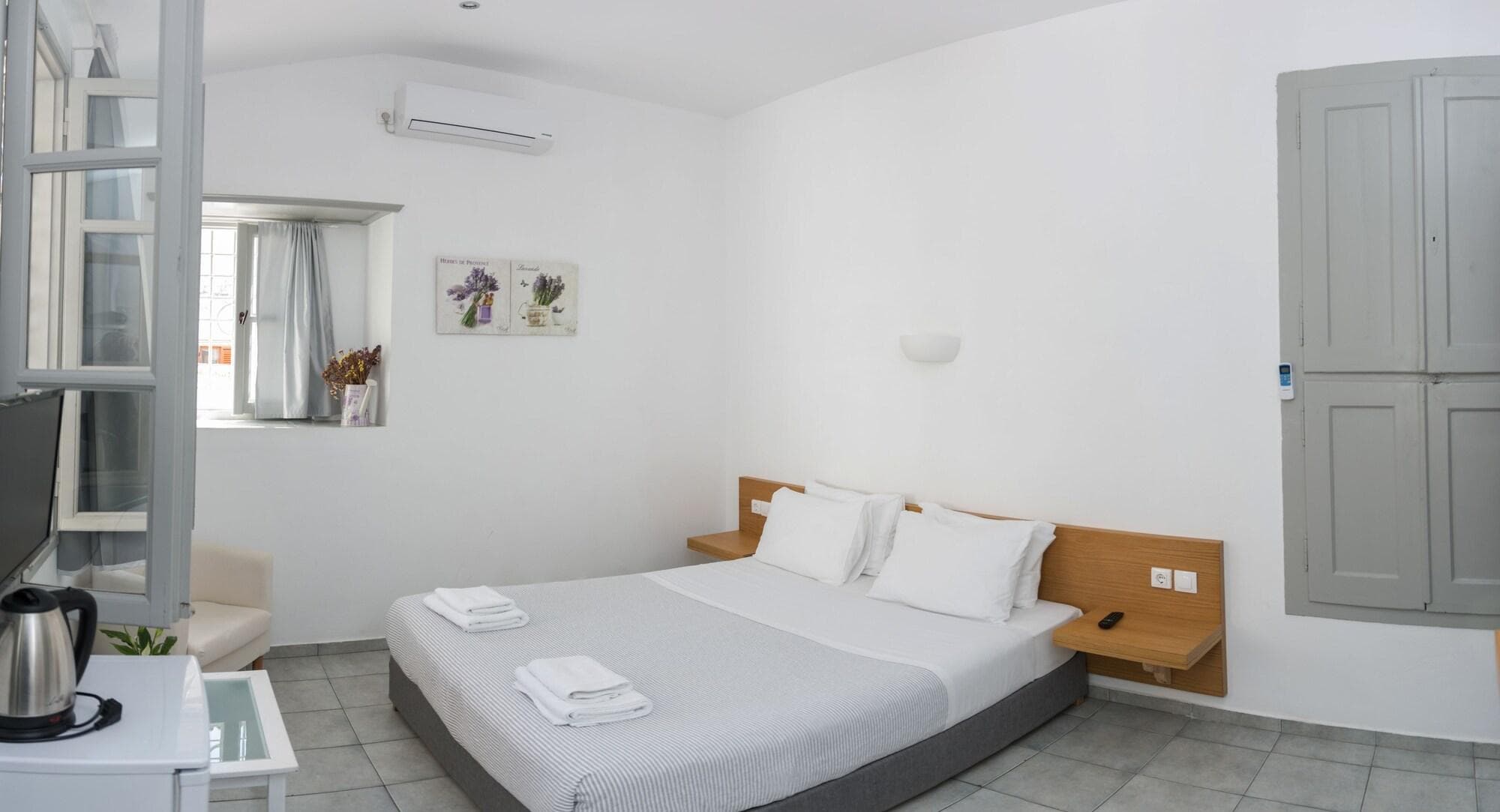 Douskos Guesthouse, Room