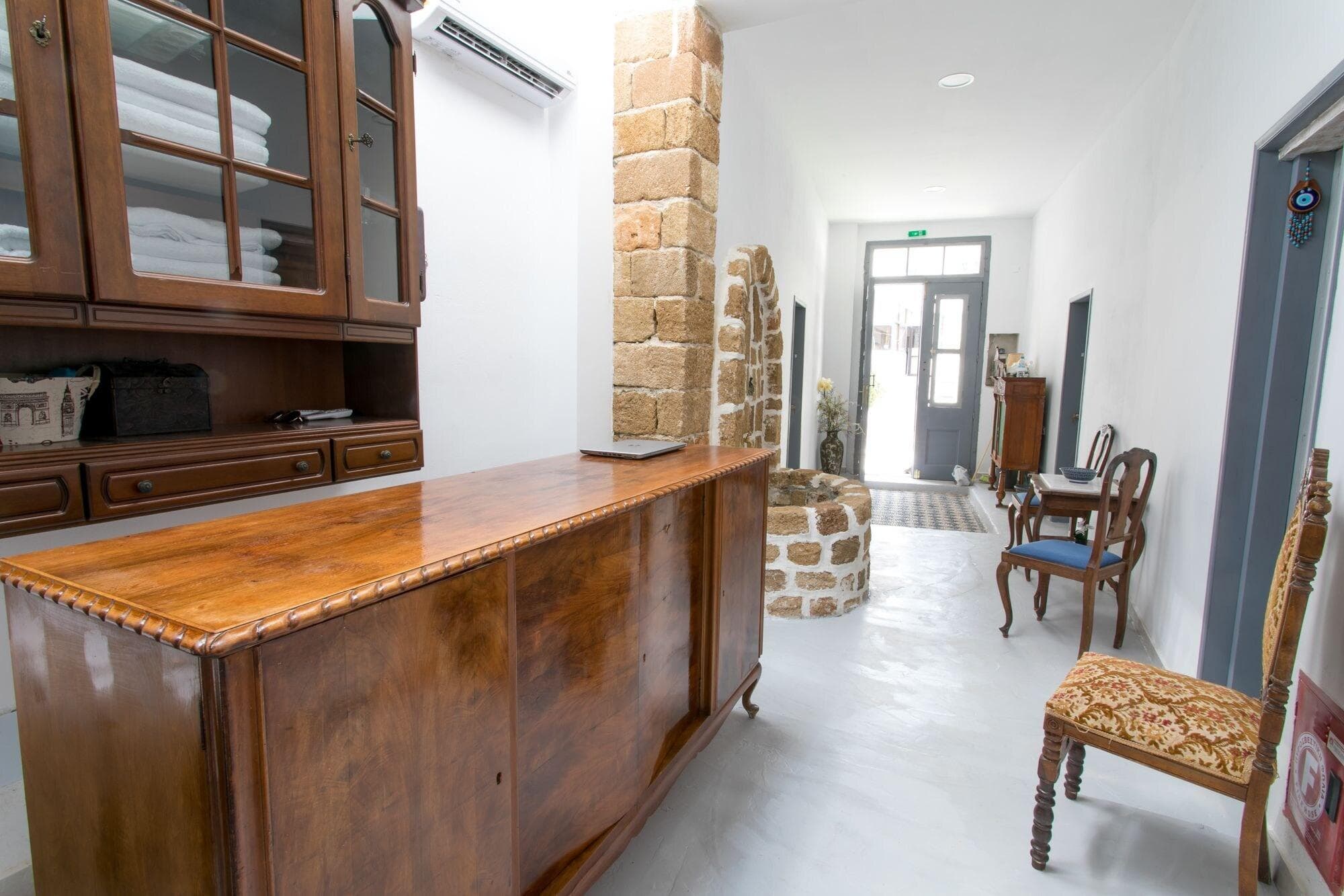 Mascot Boutique Hotel, Sports and Entertainment