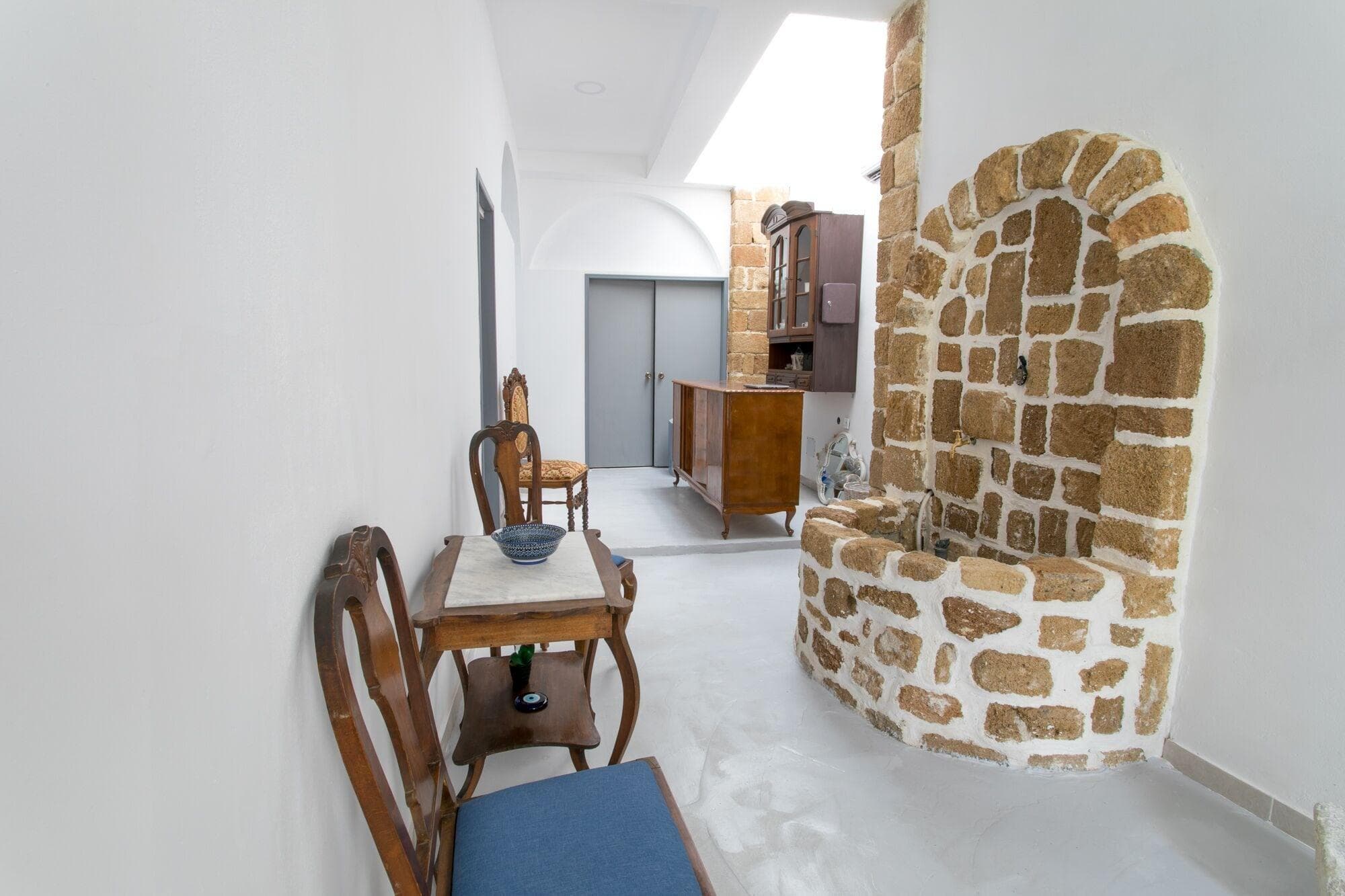 Mascot Boutique Hotel, Sports and Entertainment