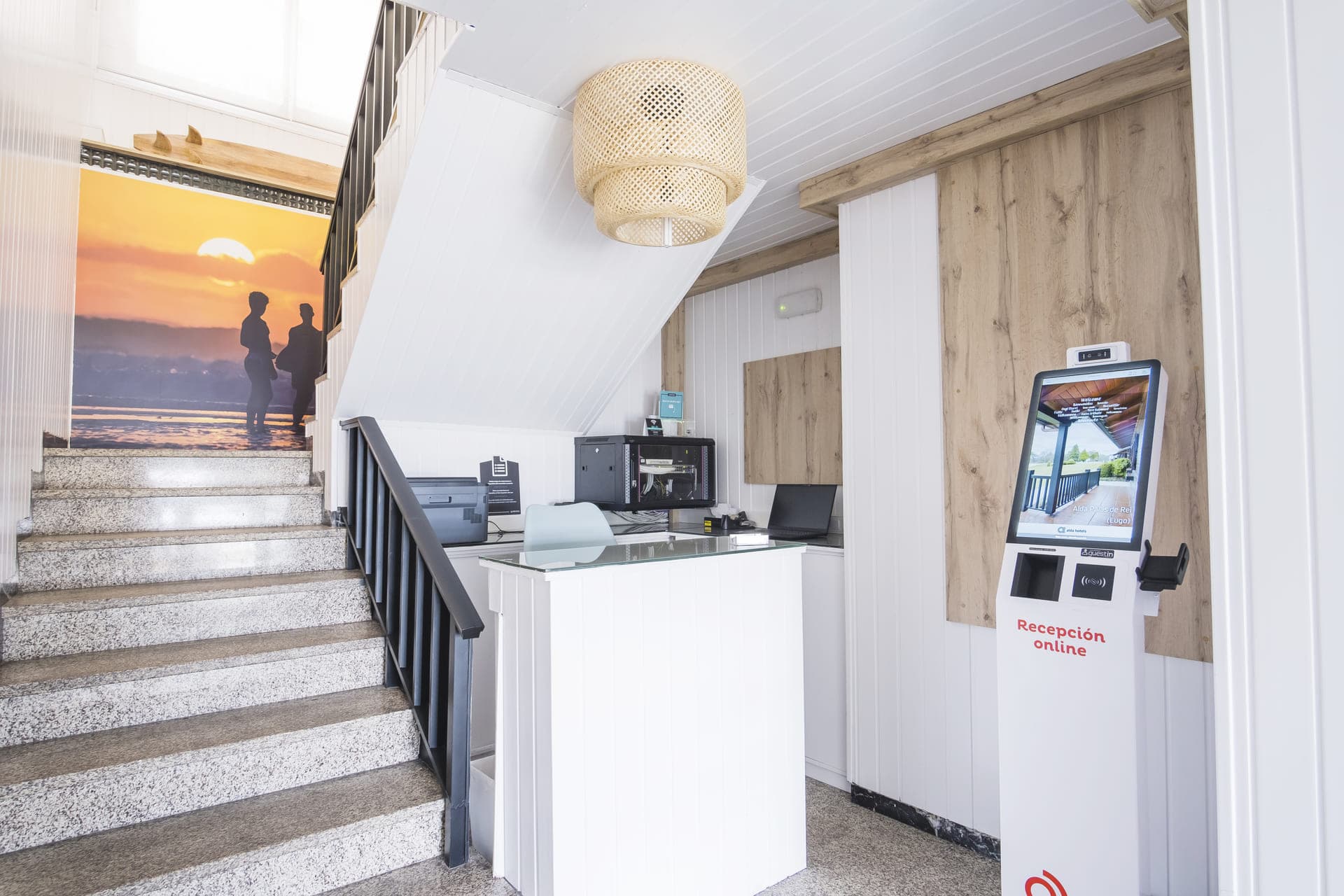 Alda Coruñamar, Lobby