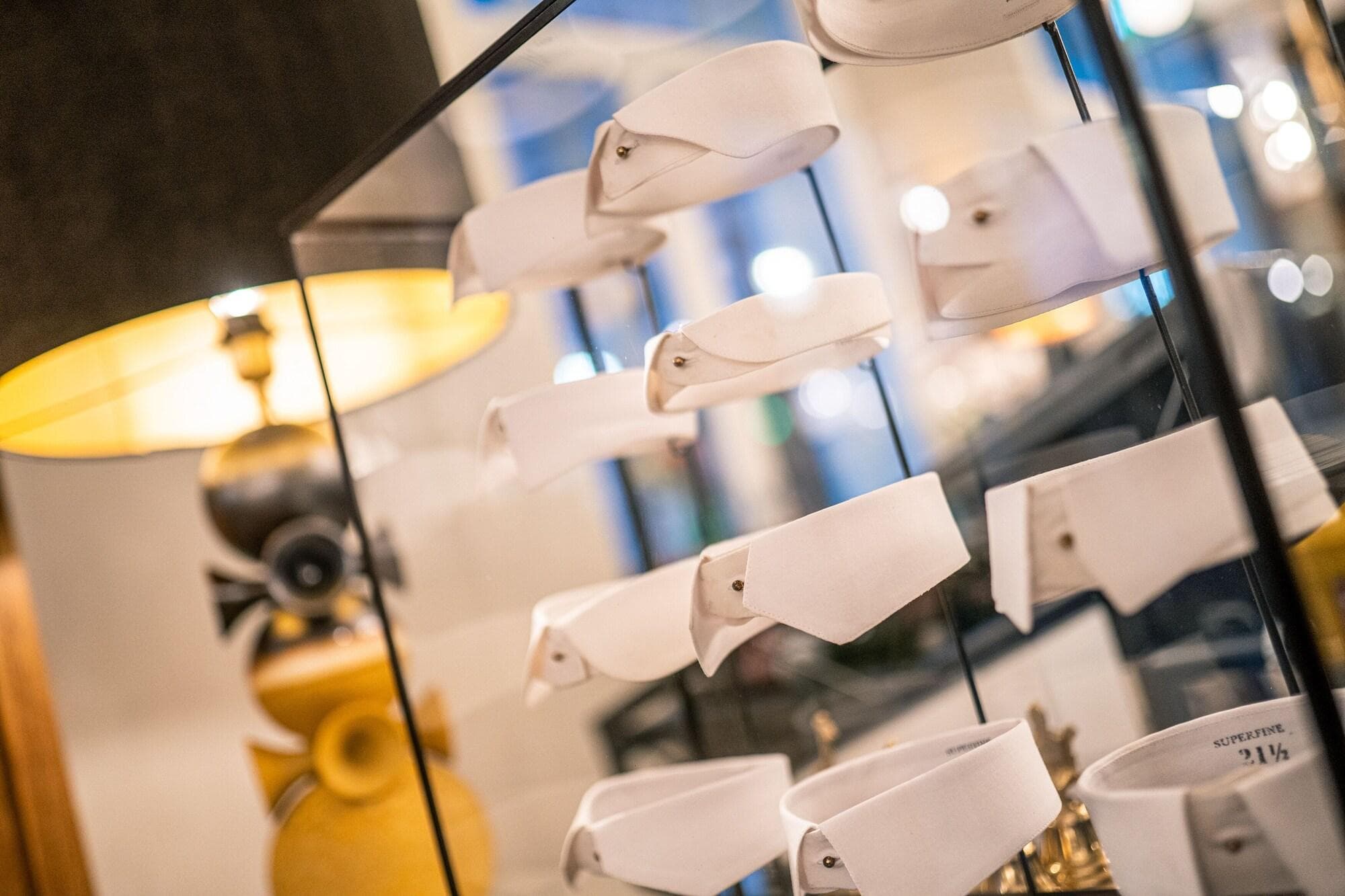 The Collector, Lobby