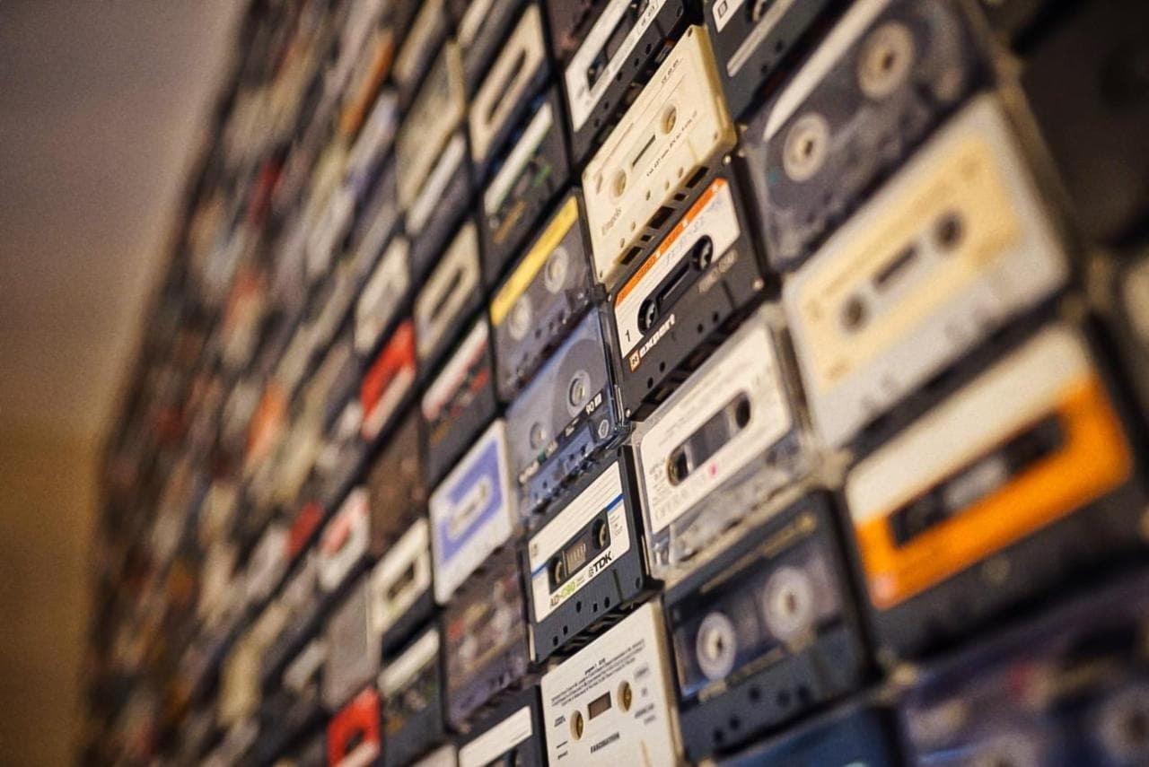 The Collector, Lobby