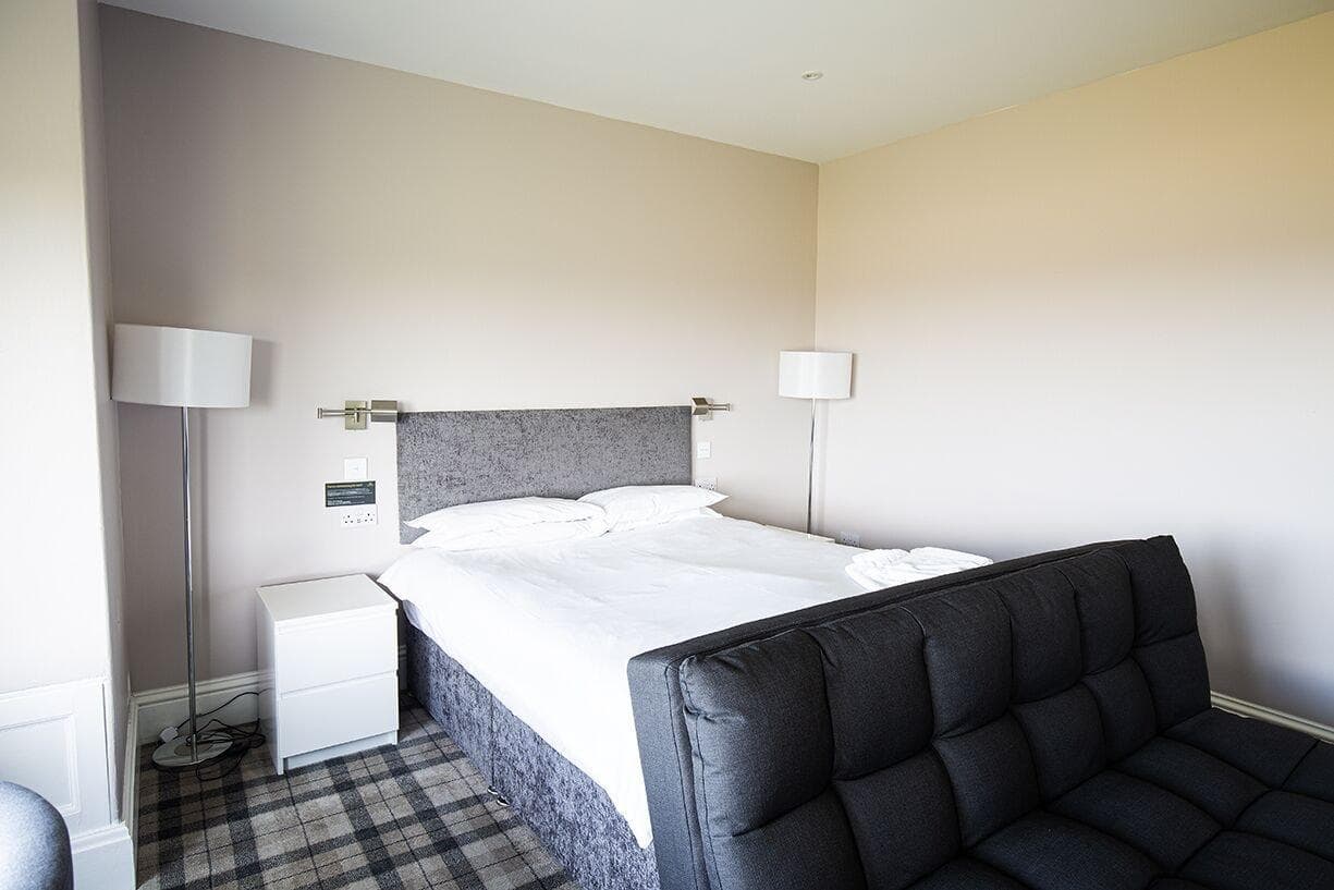 The Poseidon Inn, Room