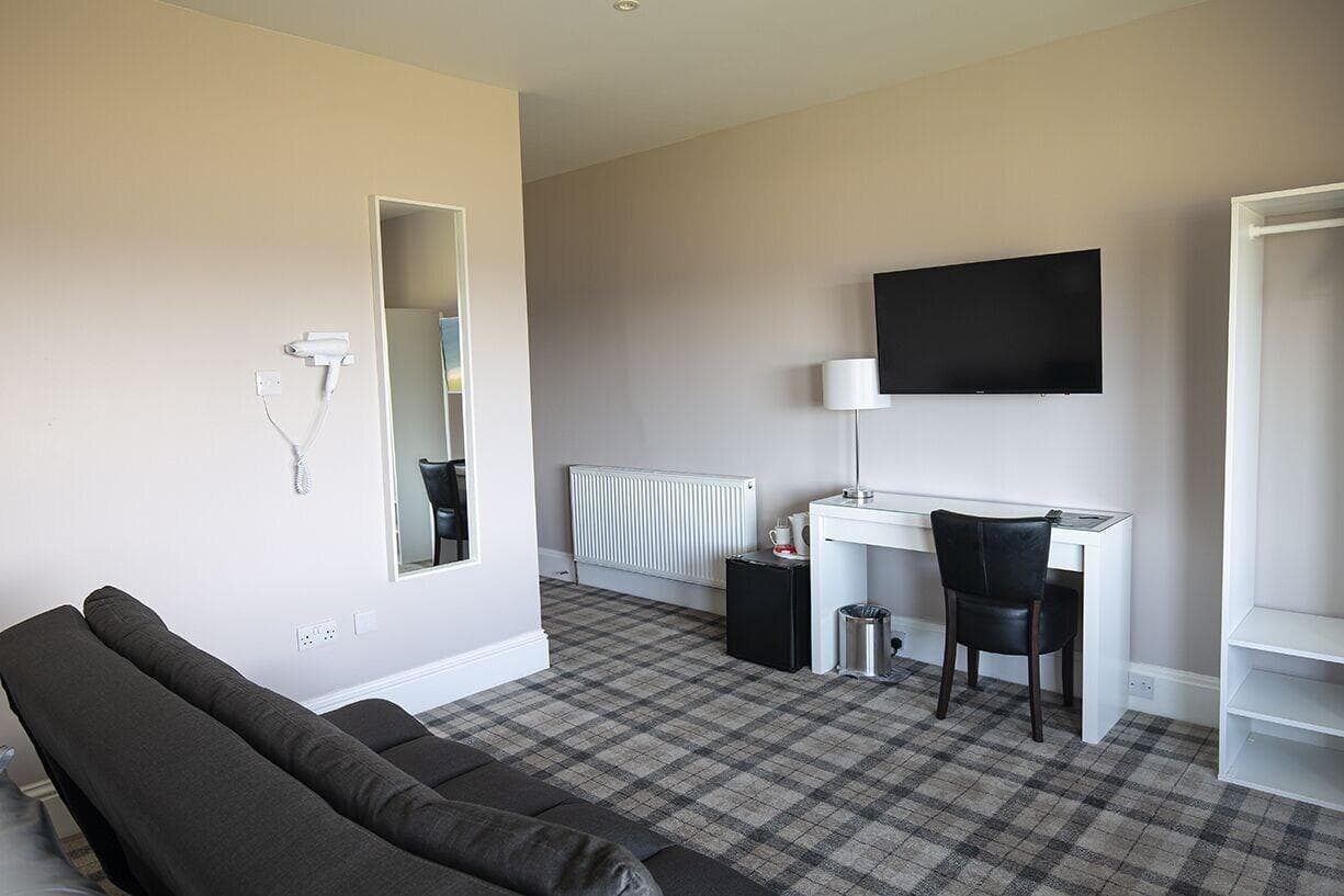 The Poseidon Inn, Room