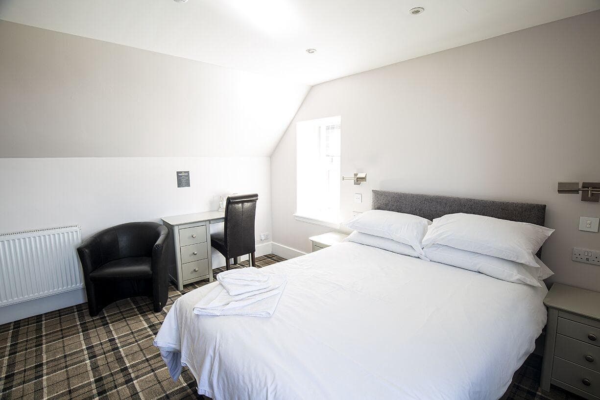 The Poseidon Inn, Room