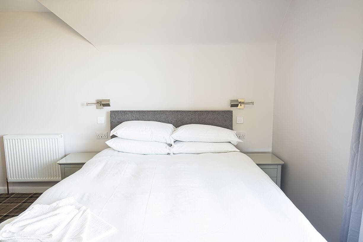 The Poseidon Inn, Room