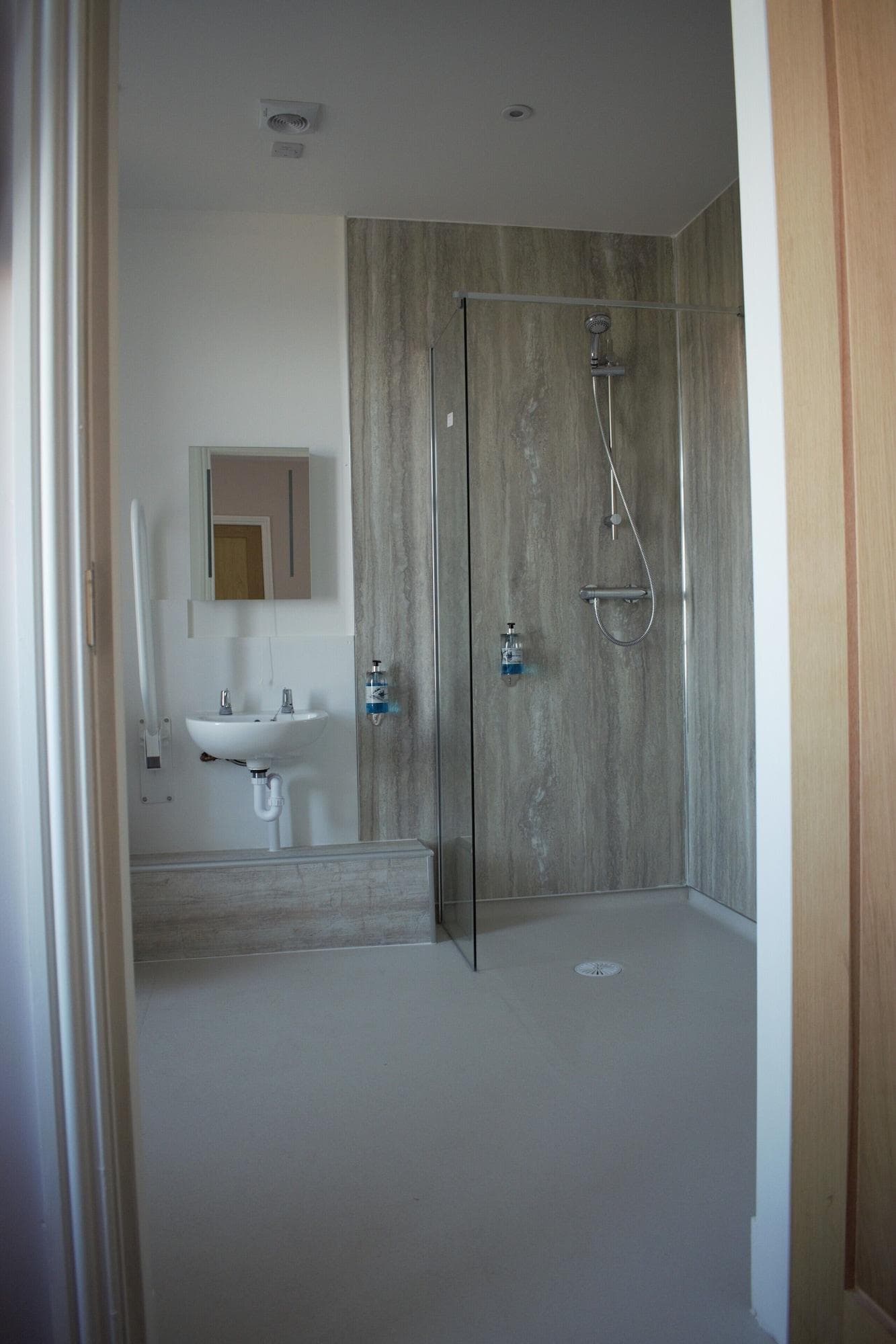 The Poseidon Inn, Room