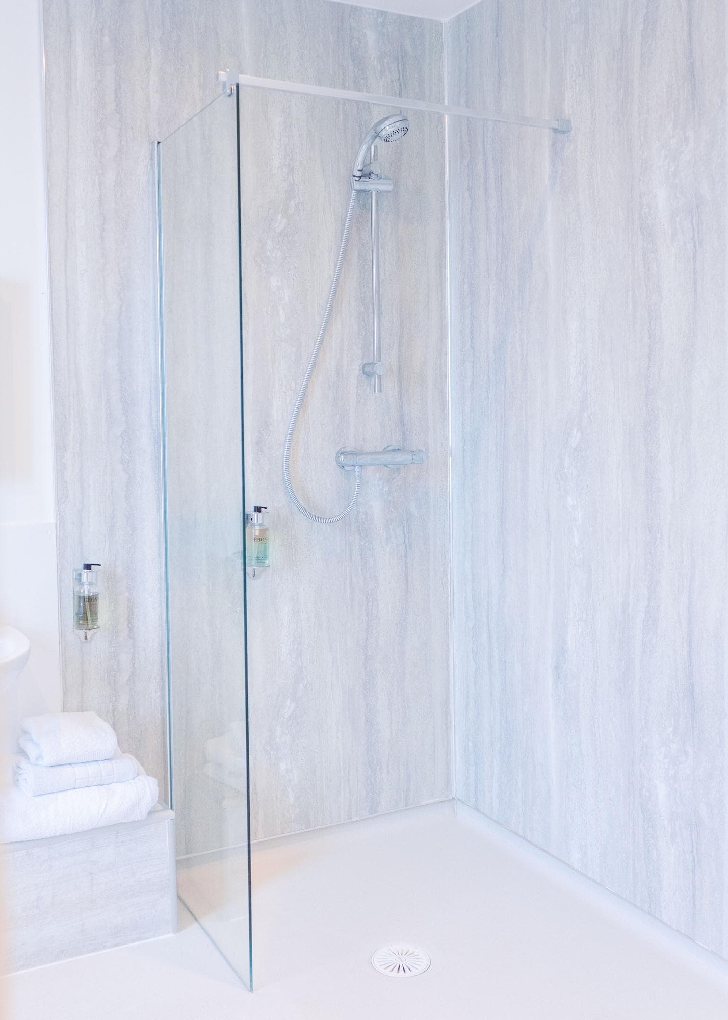 The Poseidon Inn, Room