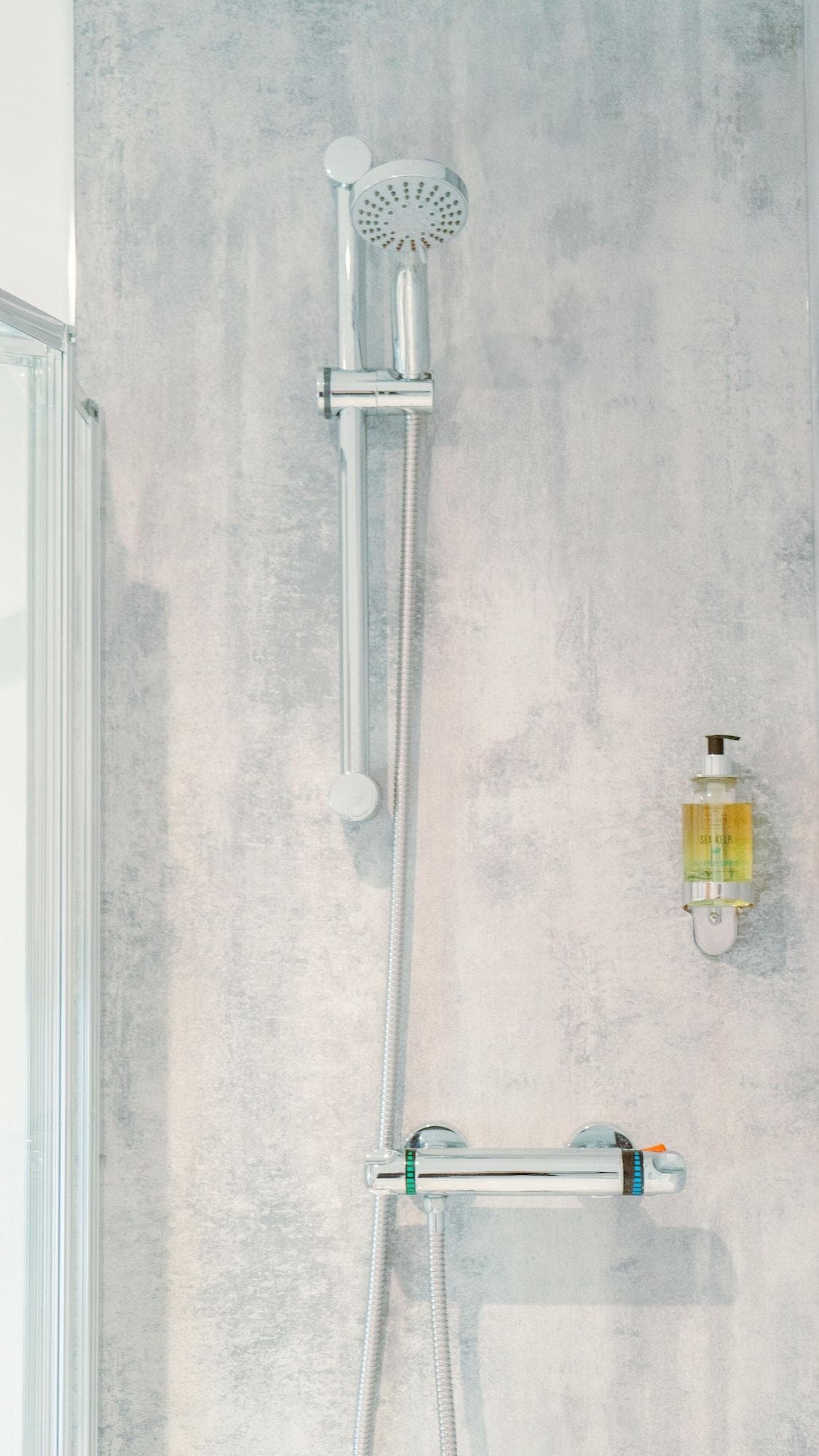 The Poseidon Inn, Room