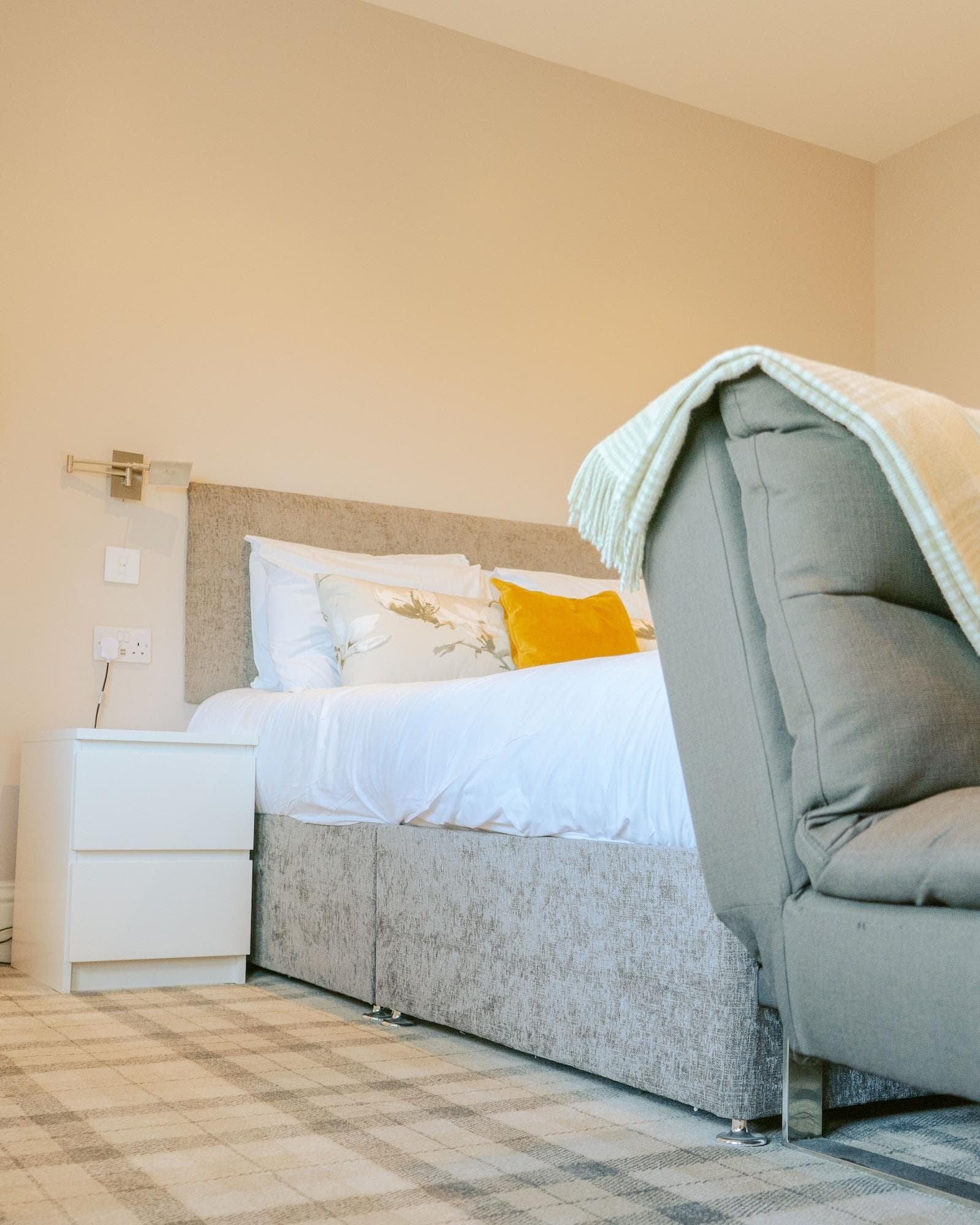 The Poseidon Inn, Room