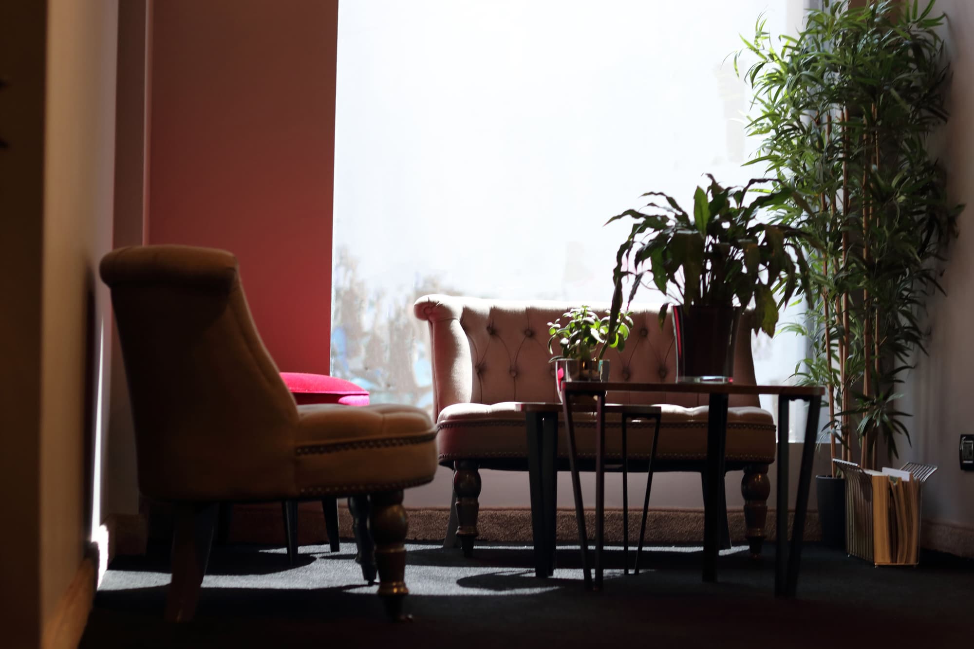 The Bryson Hotel, Lobby