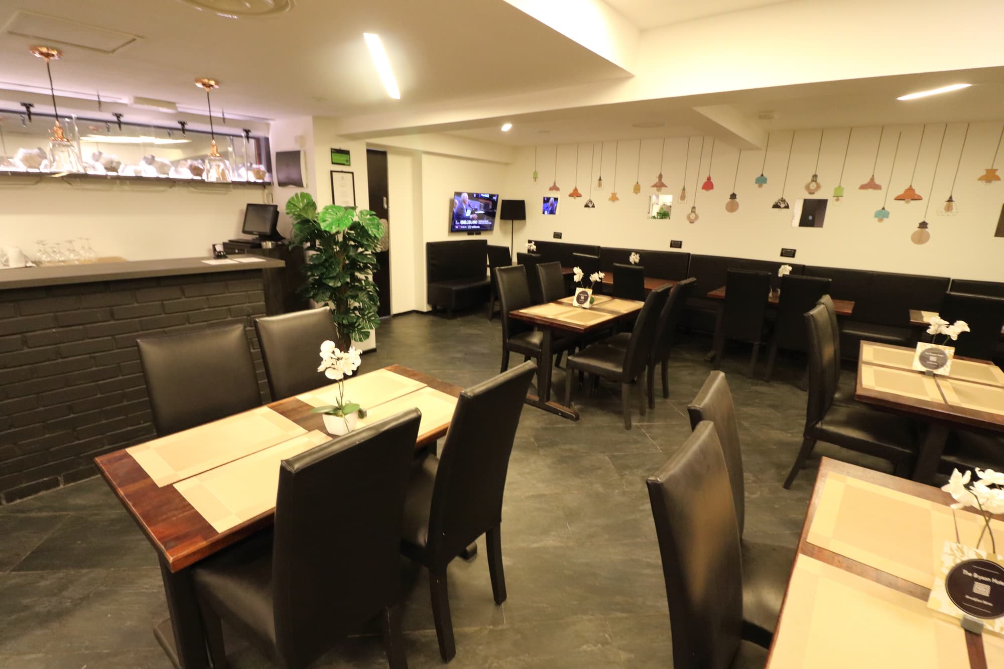 The Bryson Hotel, Restaurant