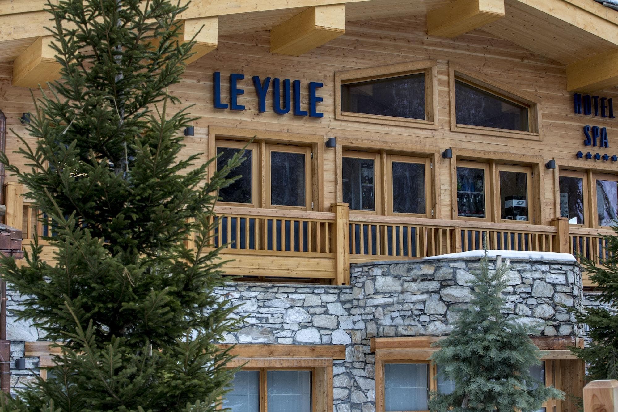Le Yule Hotel & Spa, General view