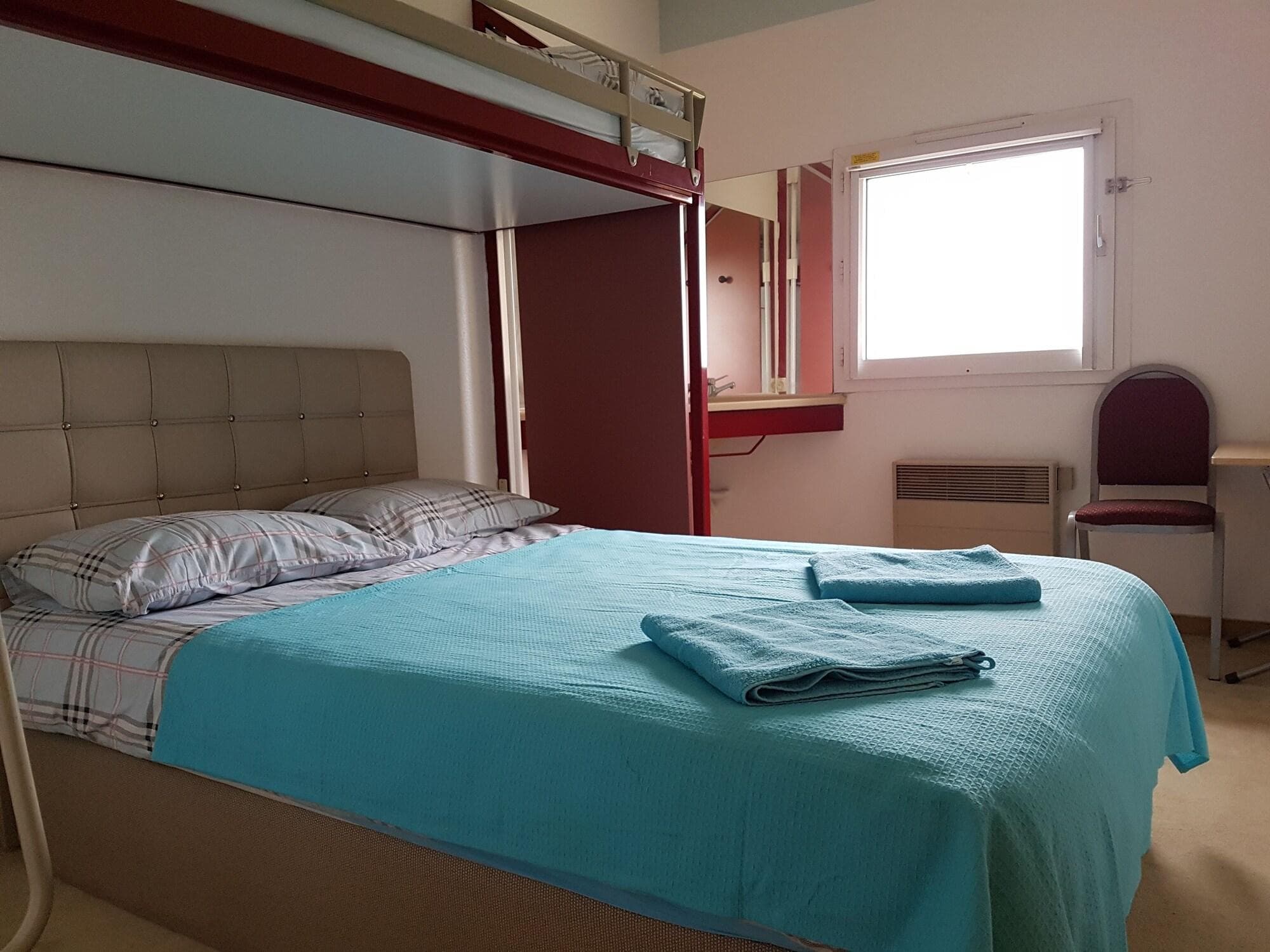 Hôtel Holiday, Room