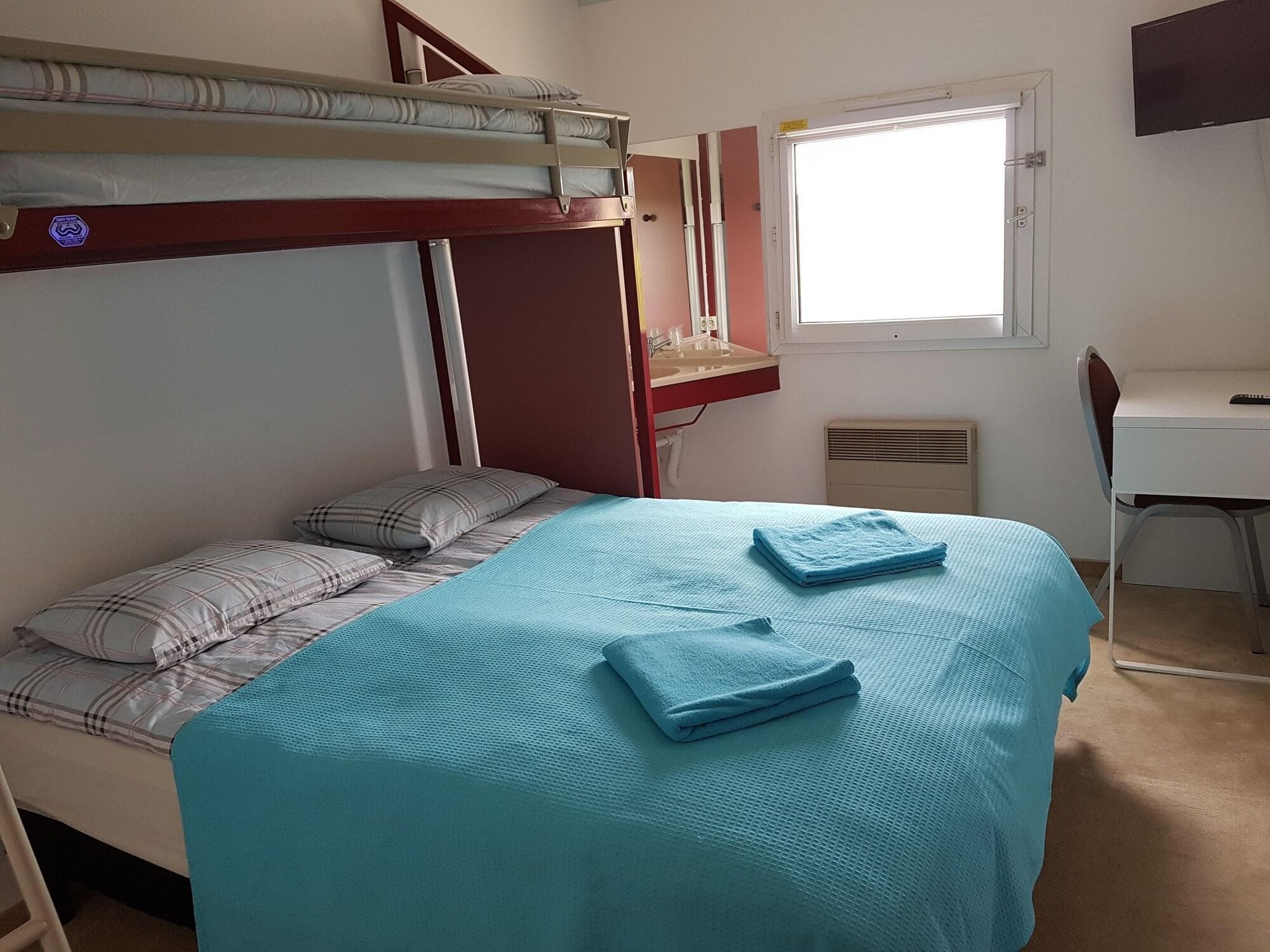 Hôtel Holiday, Room