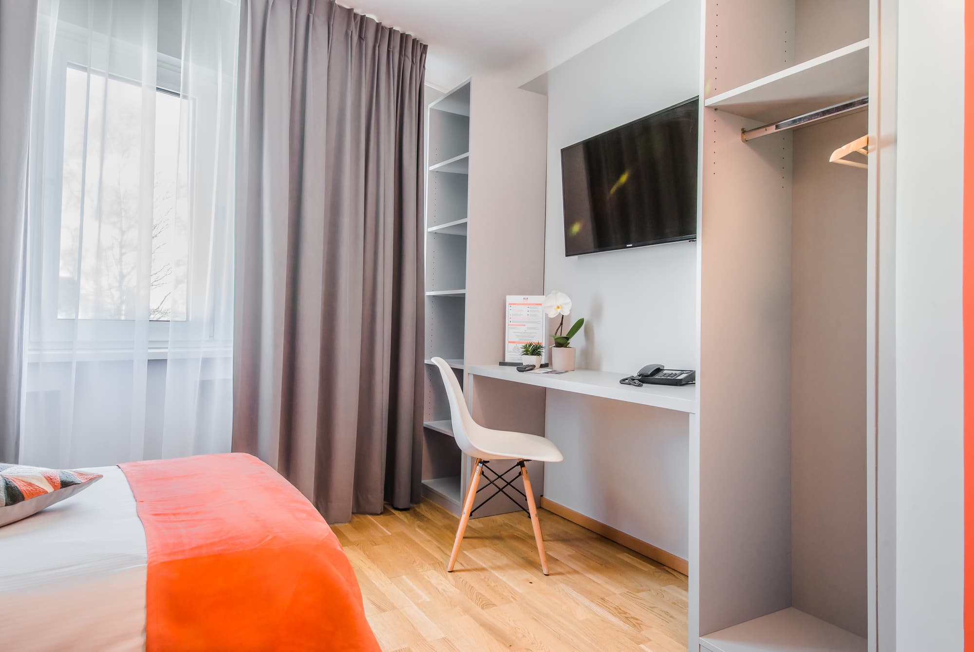 Mandarina Hotel STRASSEN, Room