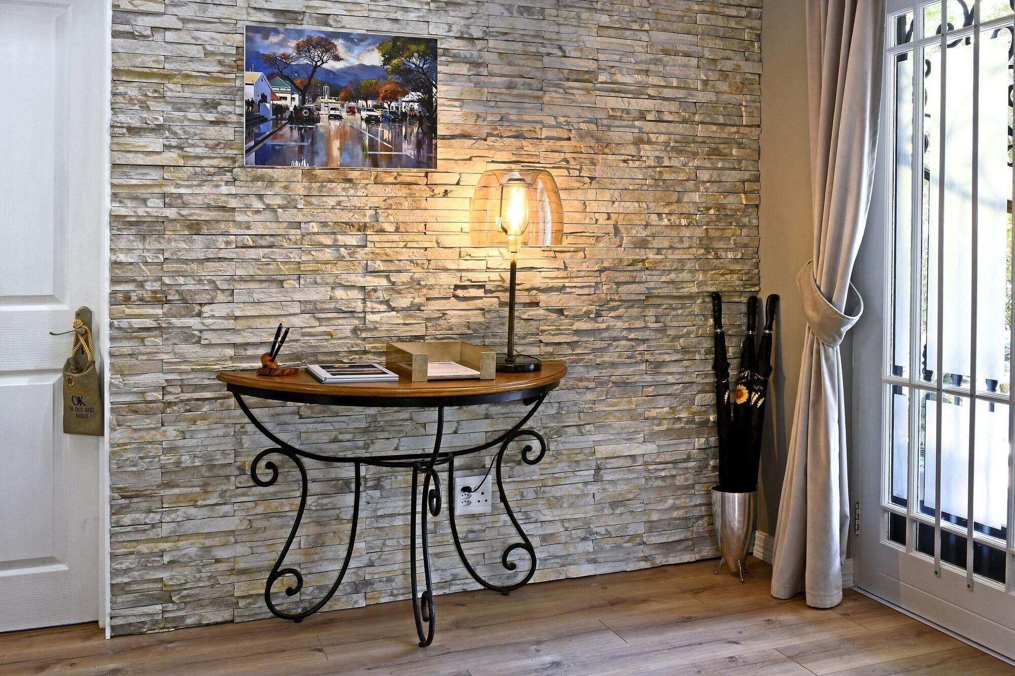 Fleur Du Soleil, Lobby