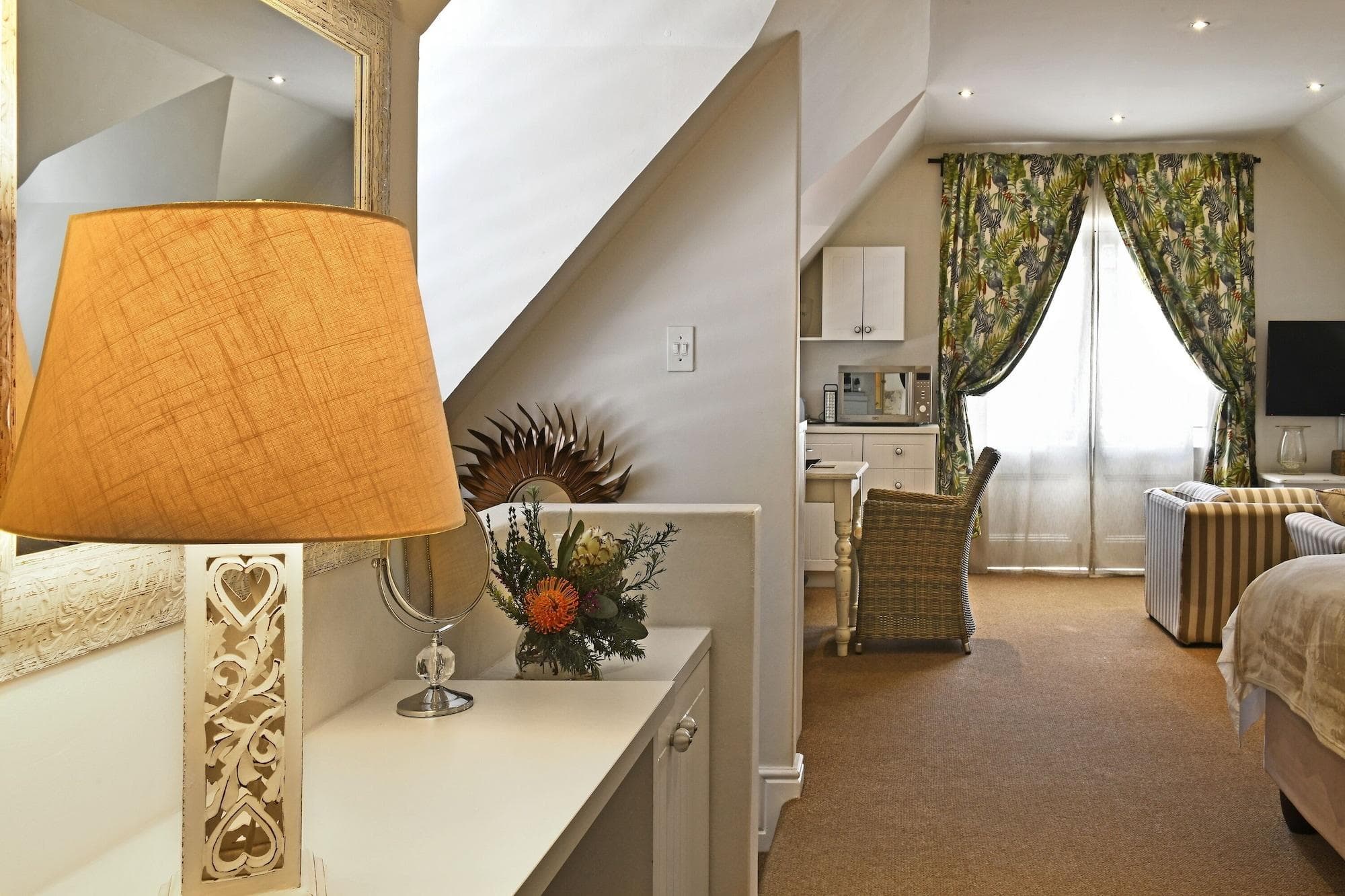 Fleur Du Soleil, Room